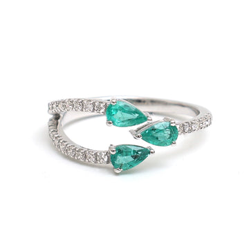 JPRG-2929/7620 Emerald Three Pear Diamond Ring | 18K