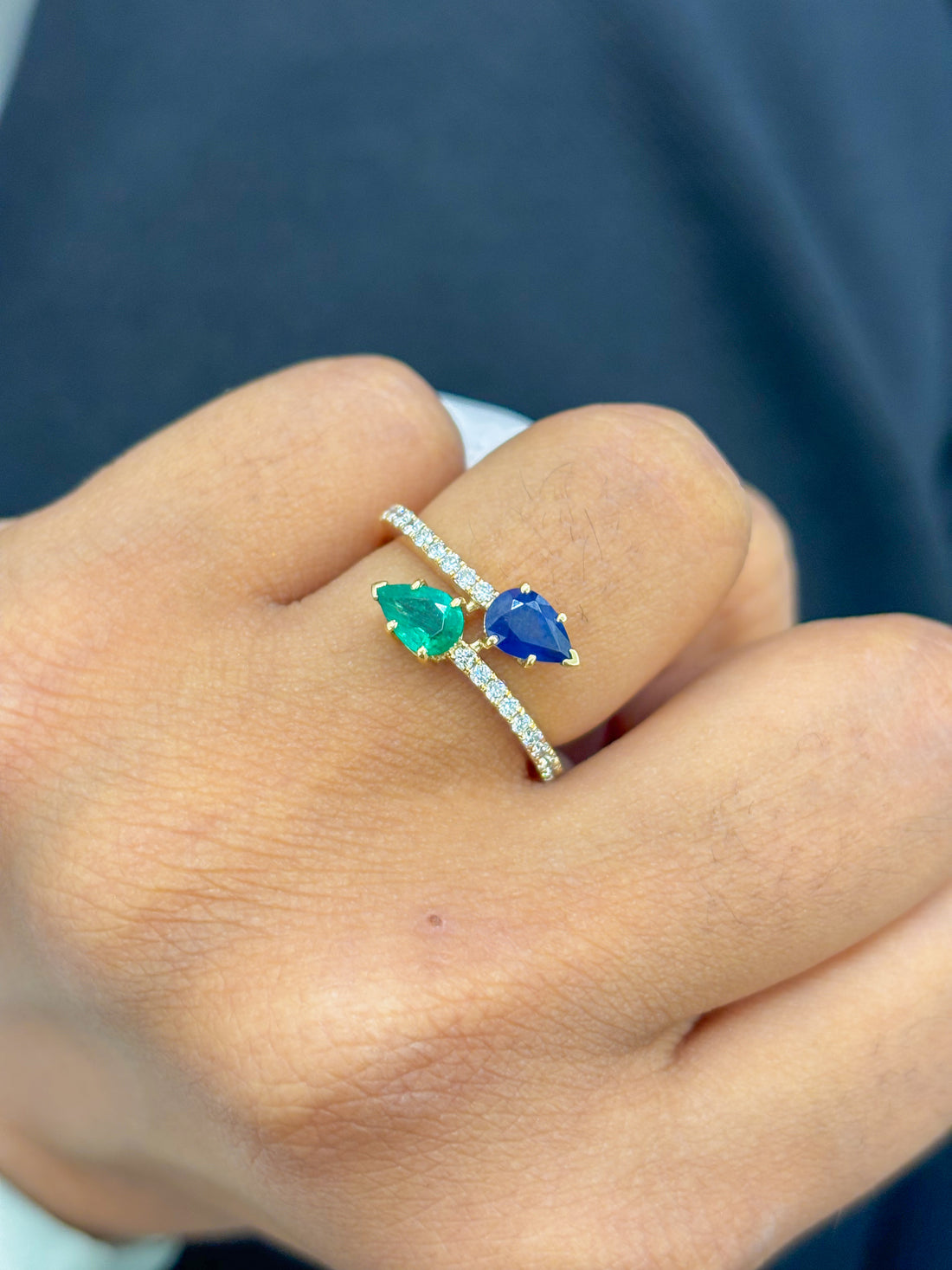 JPRG-3045/7924 Emerald Blue Sapphire Pear Ring | 18K