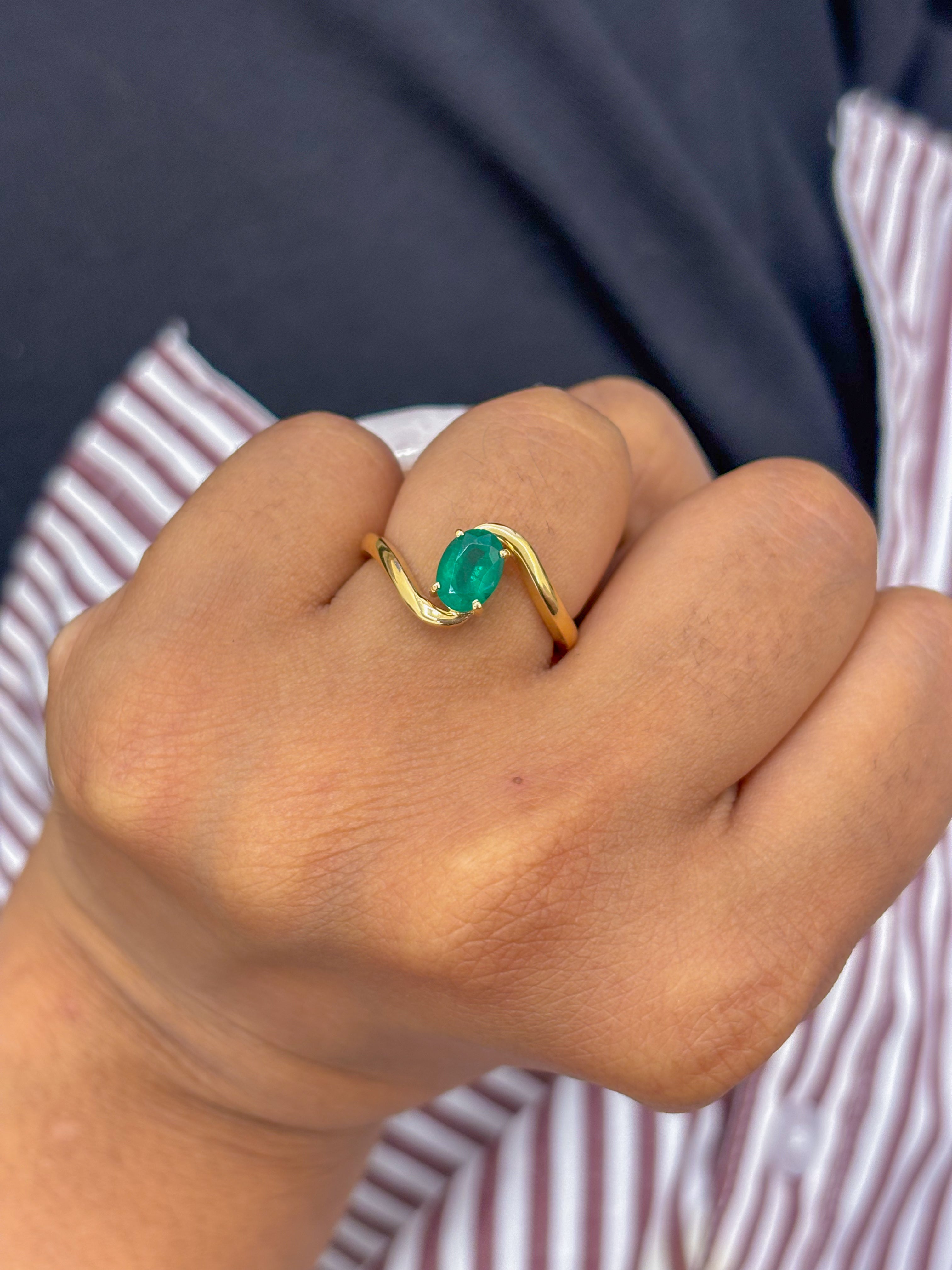 JPRG-3053/7987 Emerald Oval Bypass Ring | 18K
