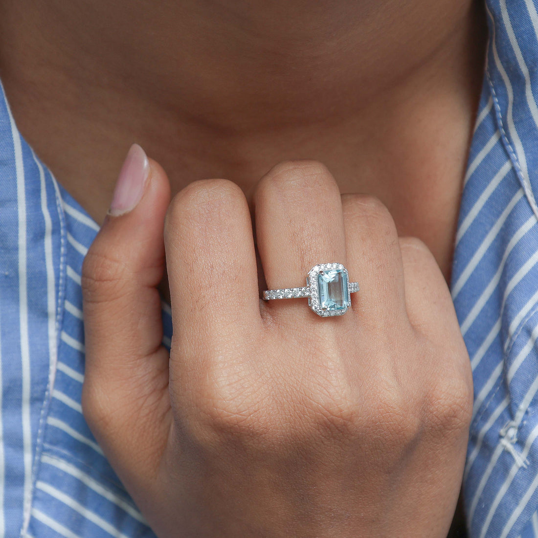 JPRG-3058/7998 Aquamarine Octagon Diamond Cut Ring | 18K