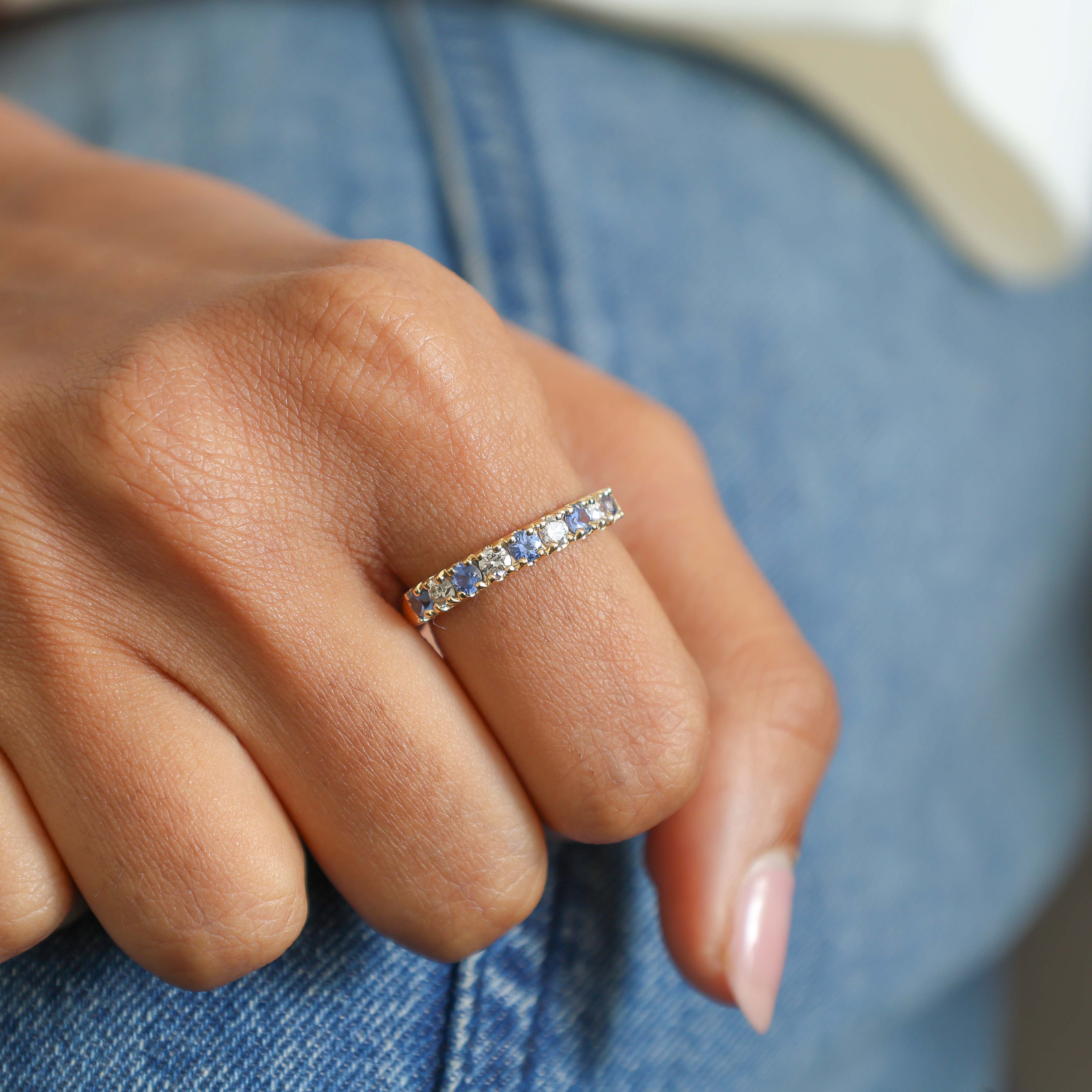 JPRG-3075/8050 Blue Sapphire Round Diamond Ring | 18K