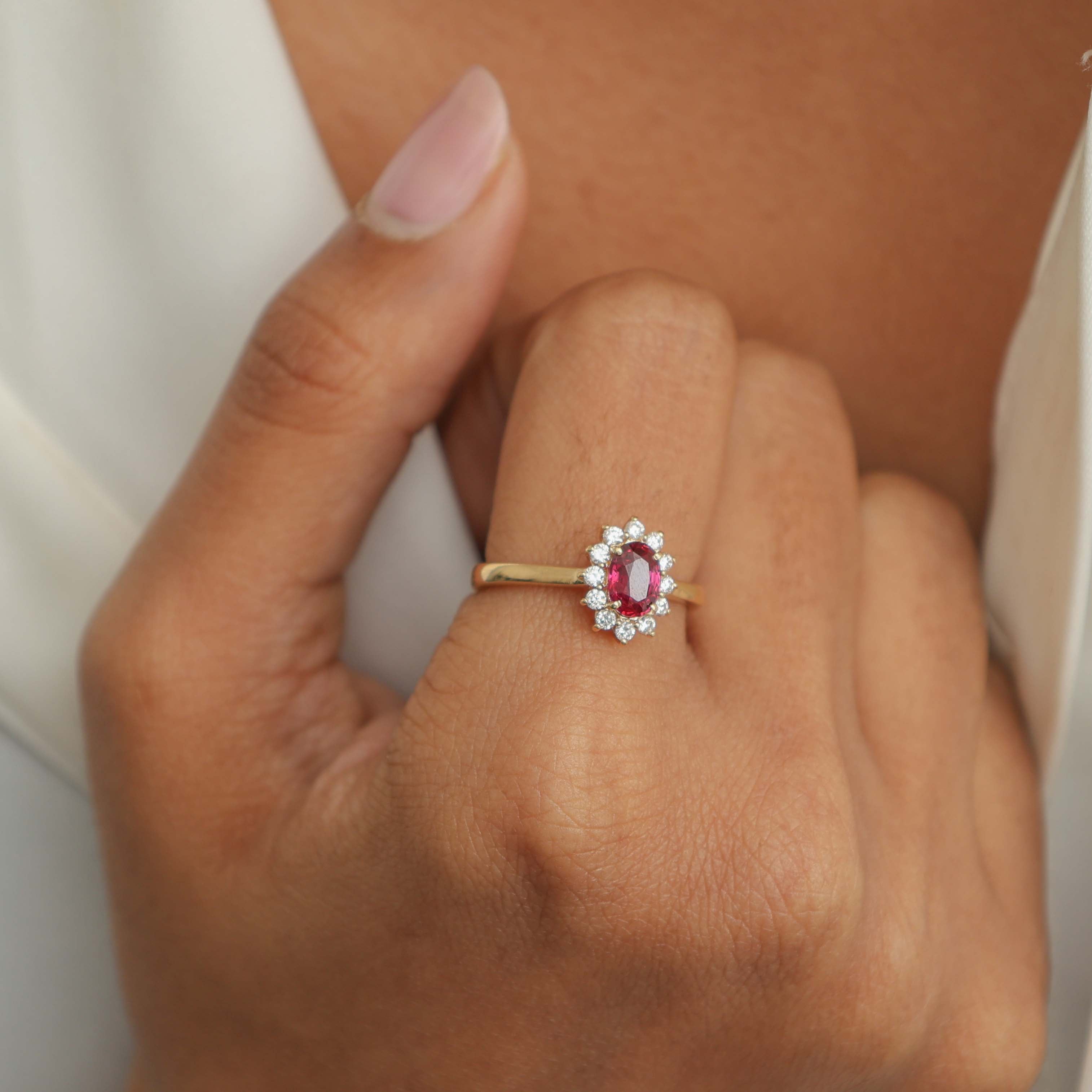 JPRG-3079/8065 Ruby Oval With Diamond Ring | 18K