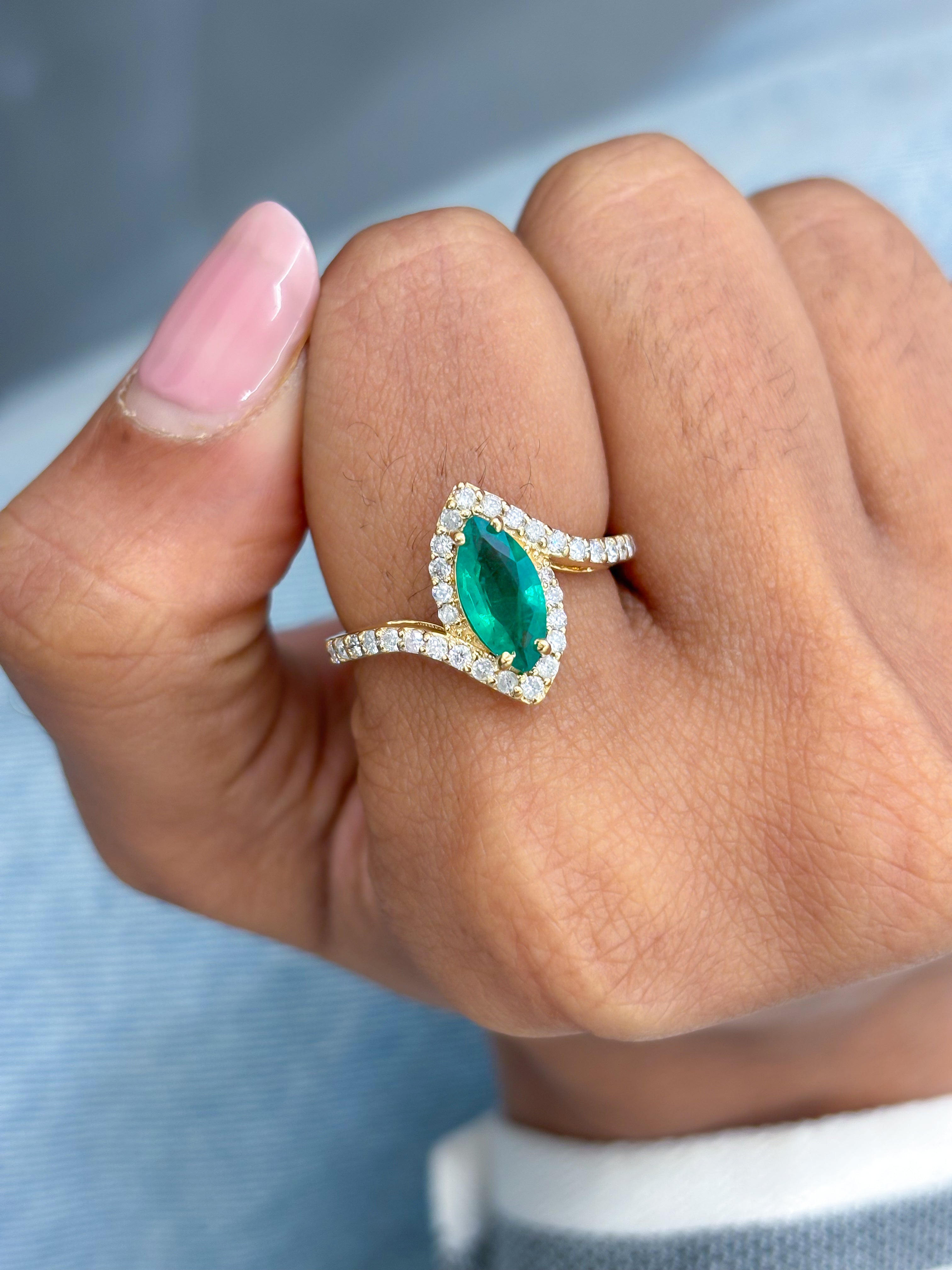 JPRG-3104/8114 Emerald Marquise With Diamond Ring | 14K