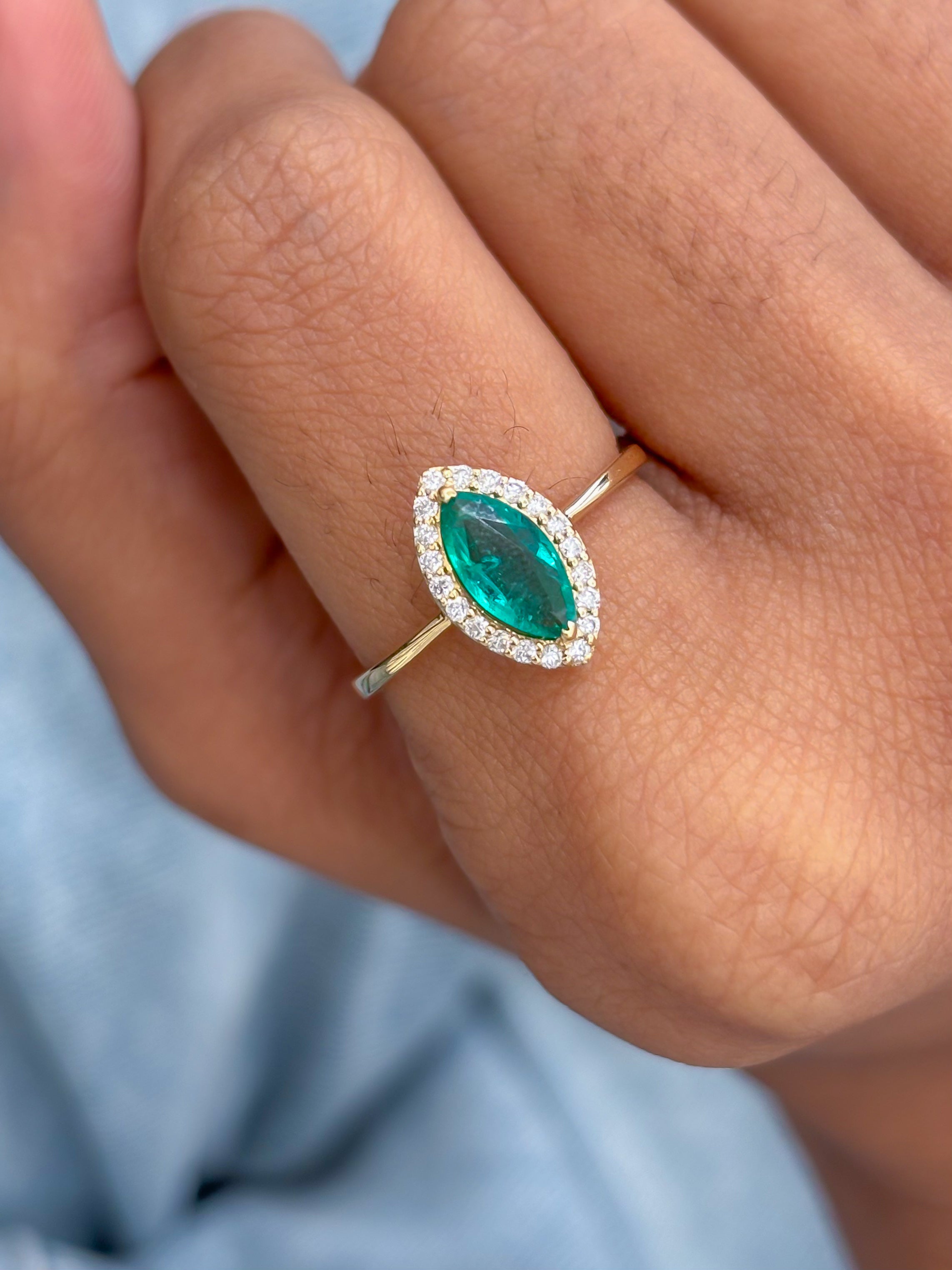 JPRG-3107/8117 Emerald Marquise With Diamond Ring | 14K