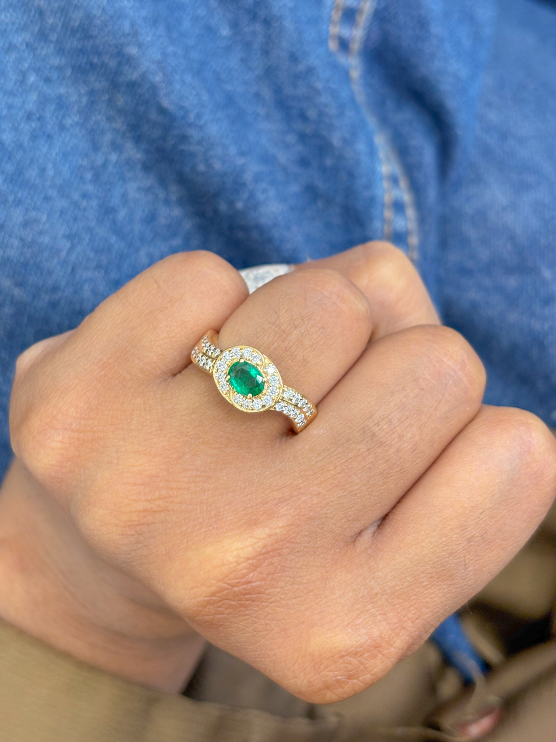 JPRG-3111/8121 Emerald Oval With Diamond Ring | 14K