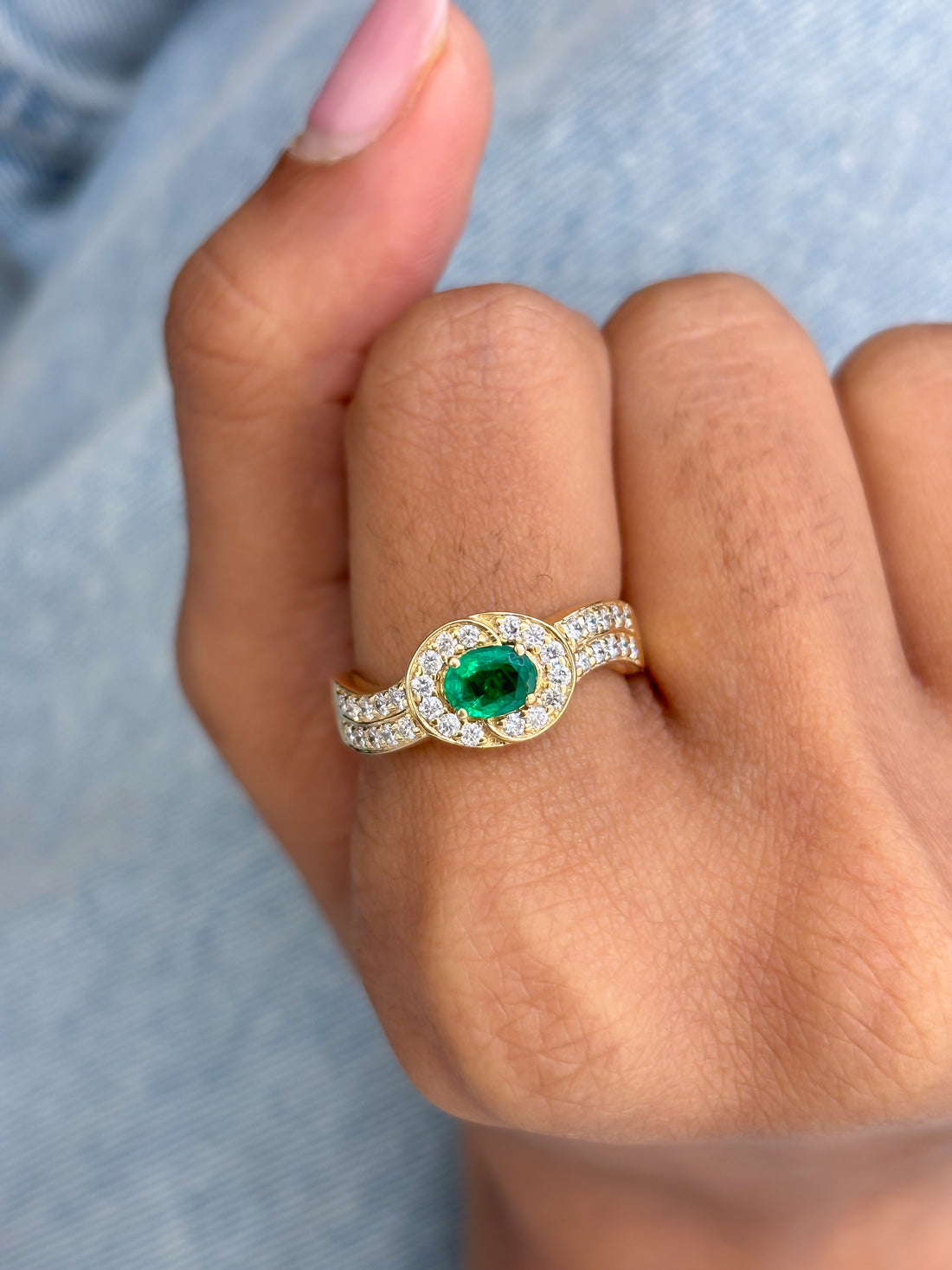 JPRG-3111/8121 Emerald Oval With Diamond Ring | 14K