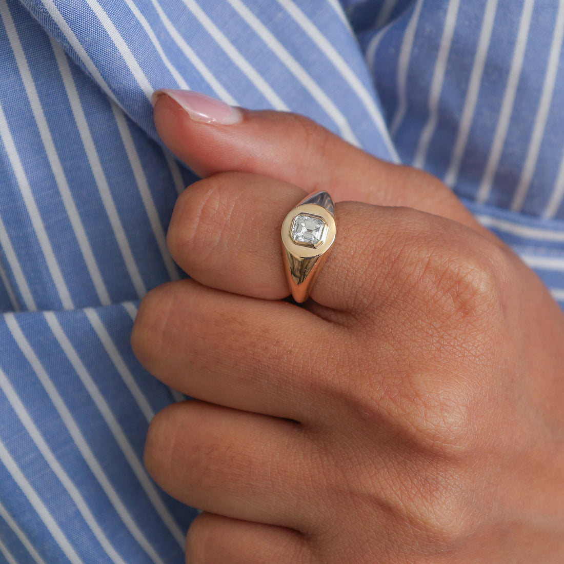 JPRG-3139/8202 Diamond Pinky Ring | 18K