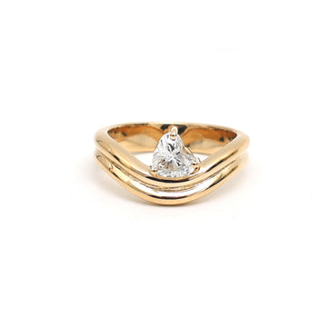 JPRG-3202/8302 Diamond Heart Wave Ring | 18K