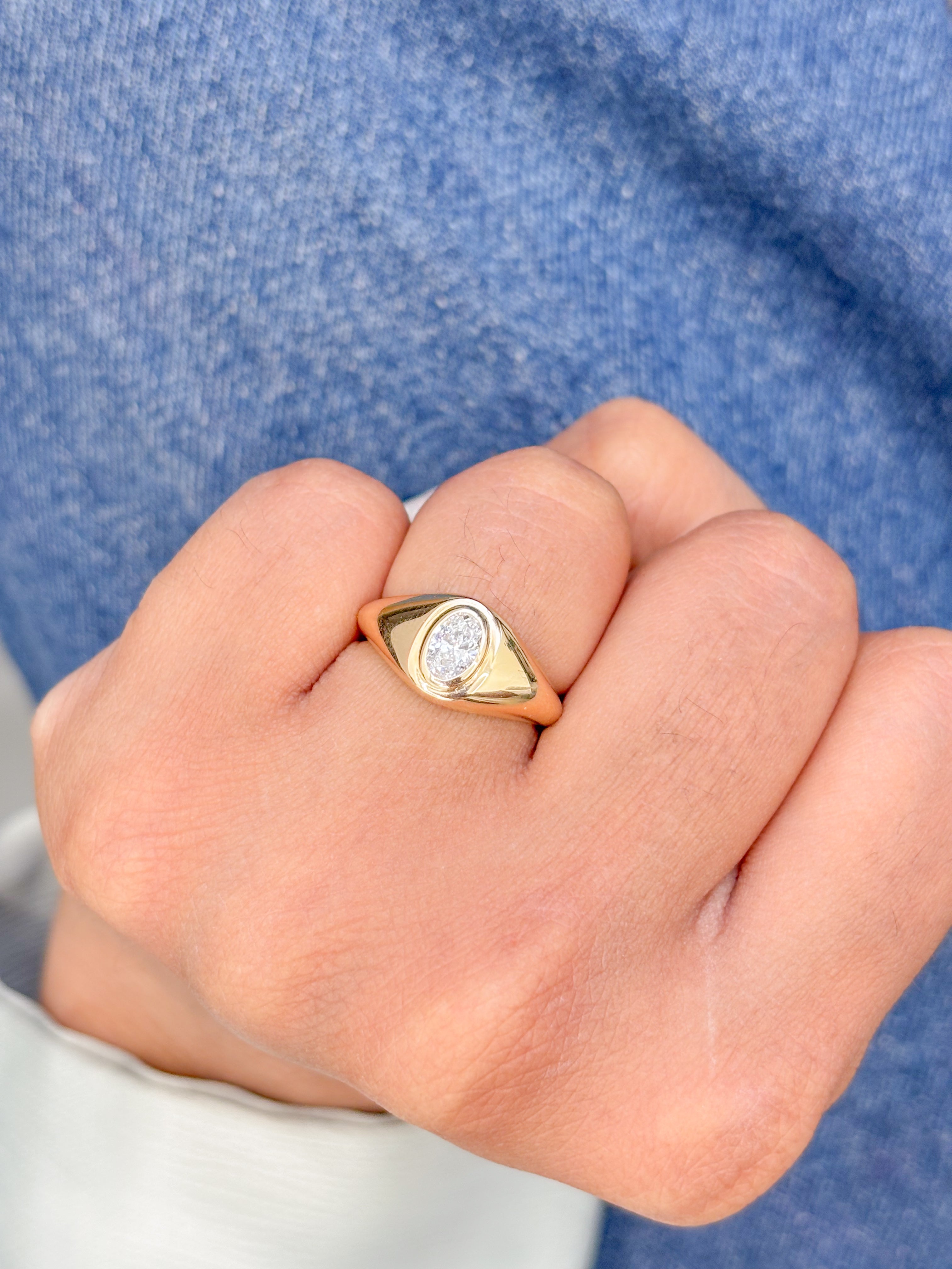 JPRG-3218/8318 Lab Grown Diamond  Oval Signet Ring | 14K