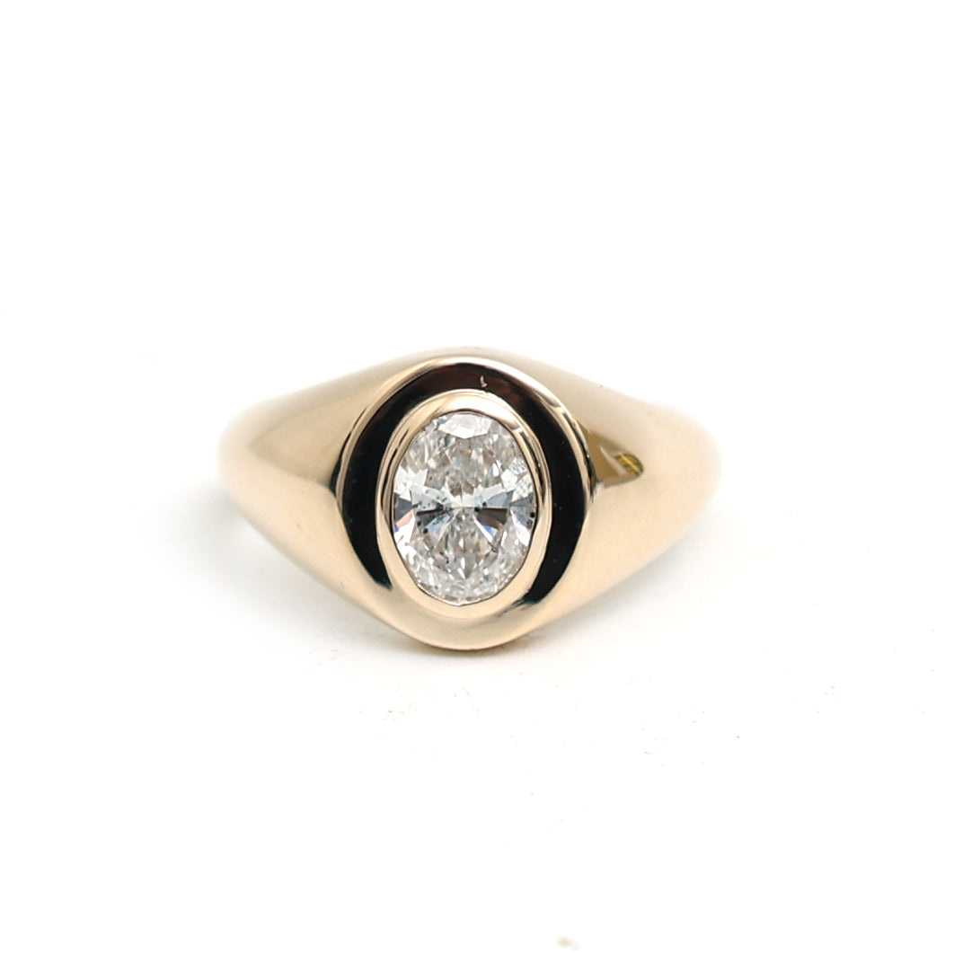 JPRG-3220/8320 Lab Grown Diamond Oval Signet Ring | 14K