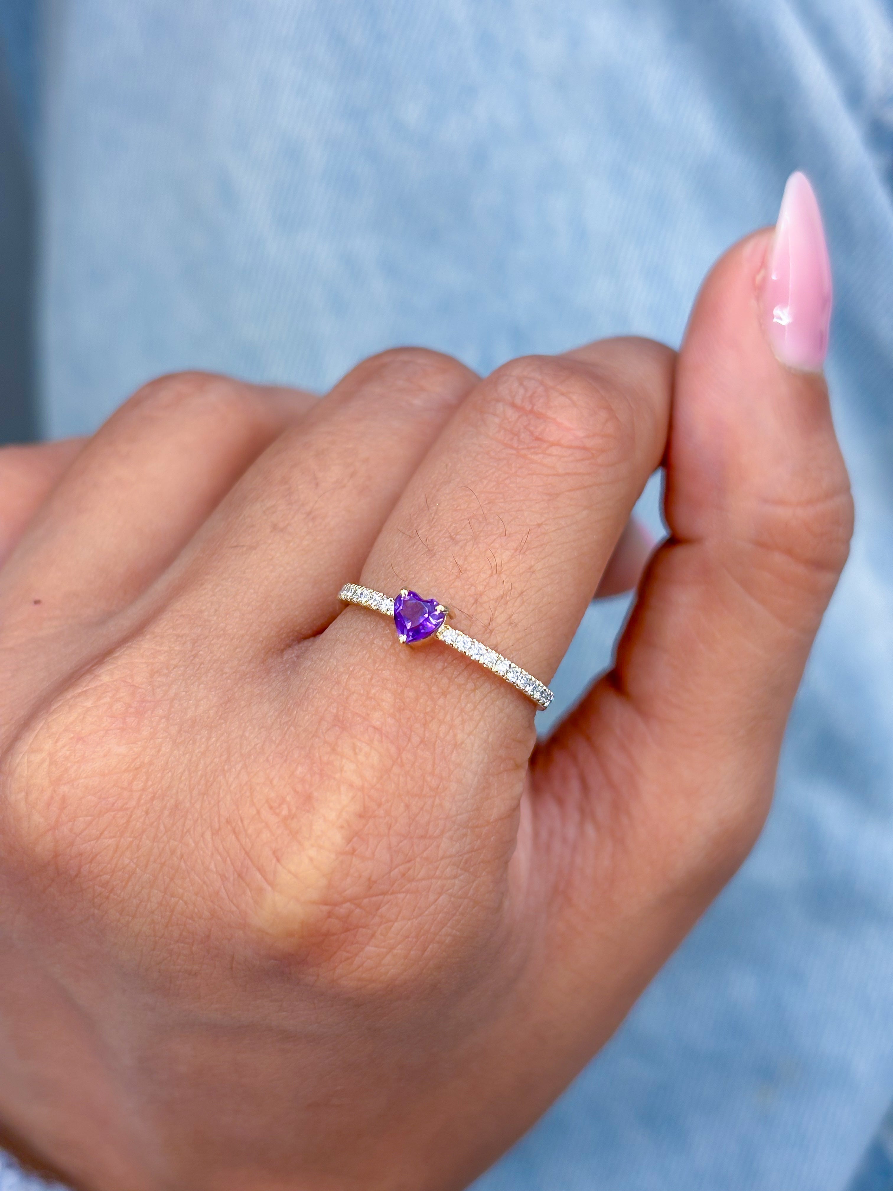 JPRG-3236/8364 Amethyst Diamond Heart Thin Ring | 14K