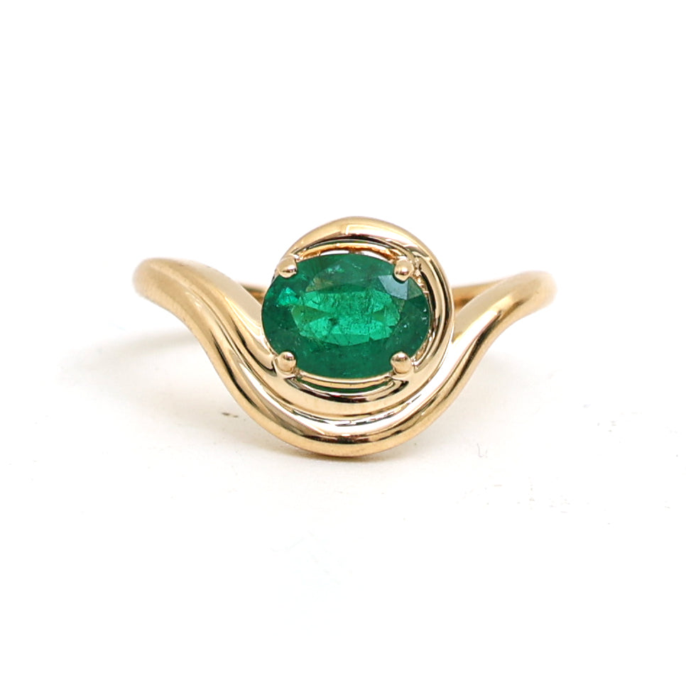 JPRG-3276/8405 Emerald Oval Wave Ring | 18K