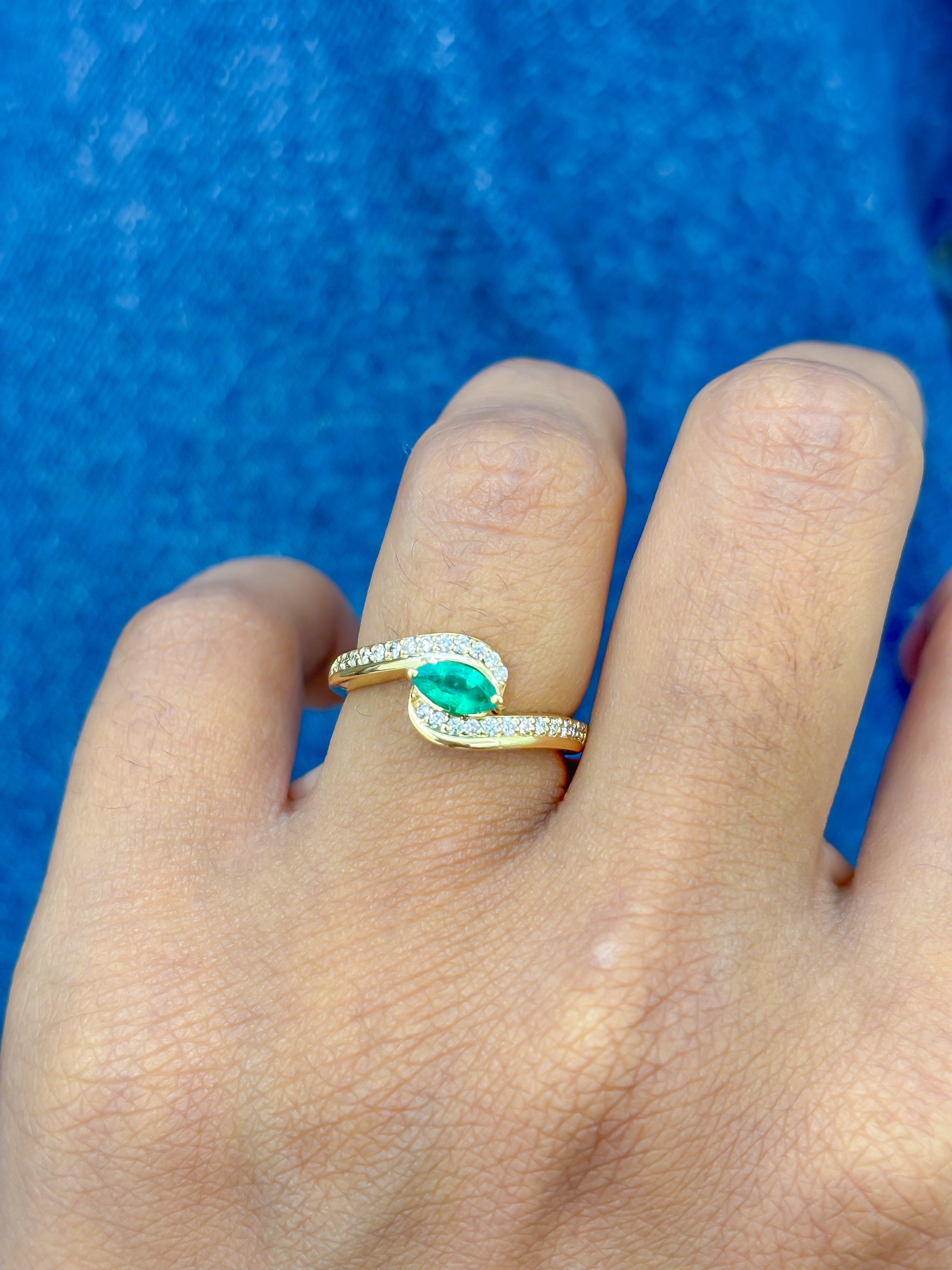 JPRG-3336/8531 Emerald Oval Marquise With Diamond Wave  Wave Ring | 18K