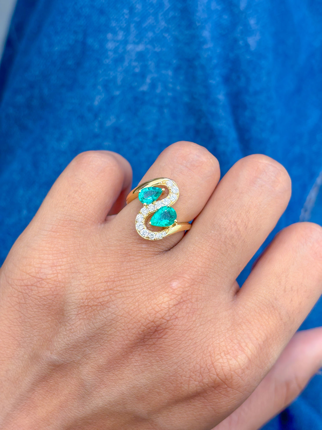 JPRG-3361/8561 Emerald Pear & Diamond Wave Ring | 18K