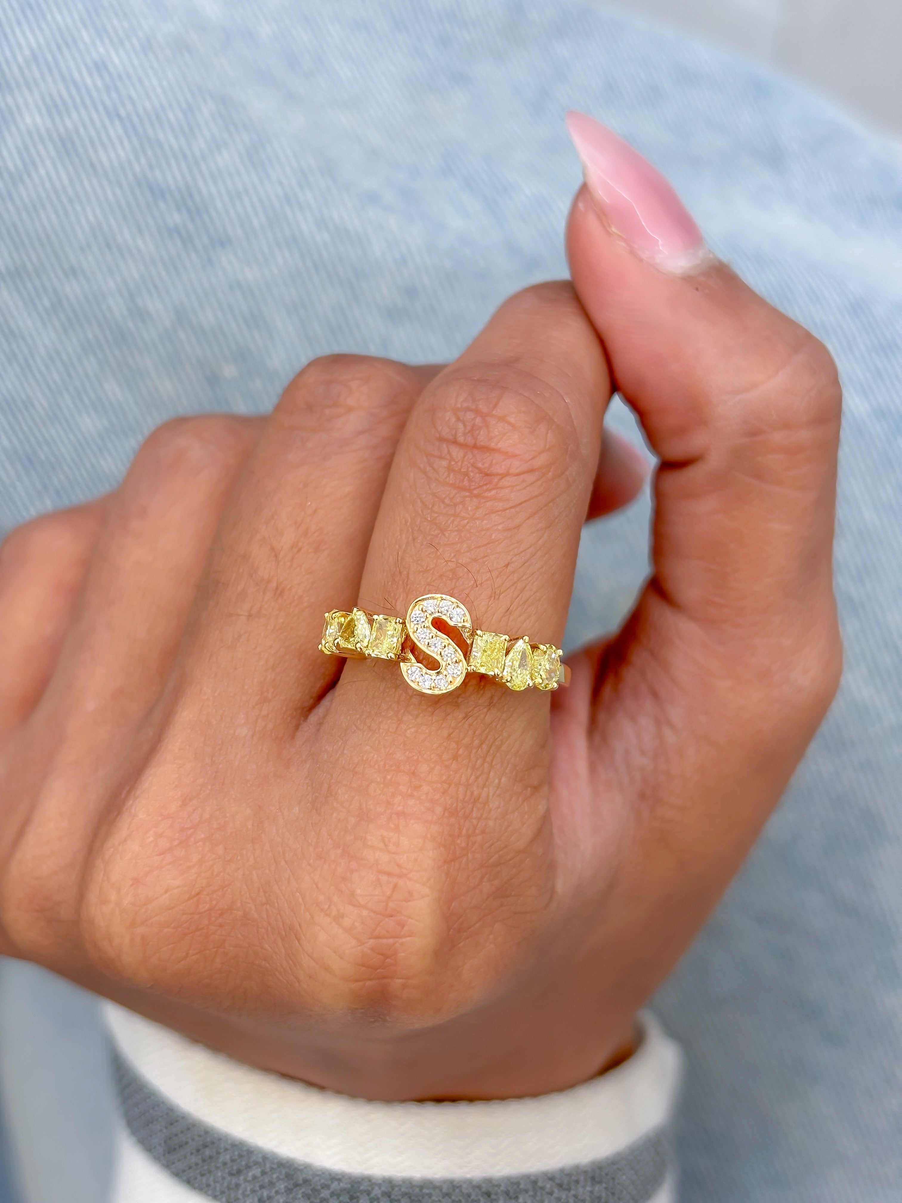 JPRG-3398/8617 Yellow Diamond S Letter Half Ring | 18K