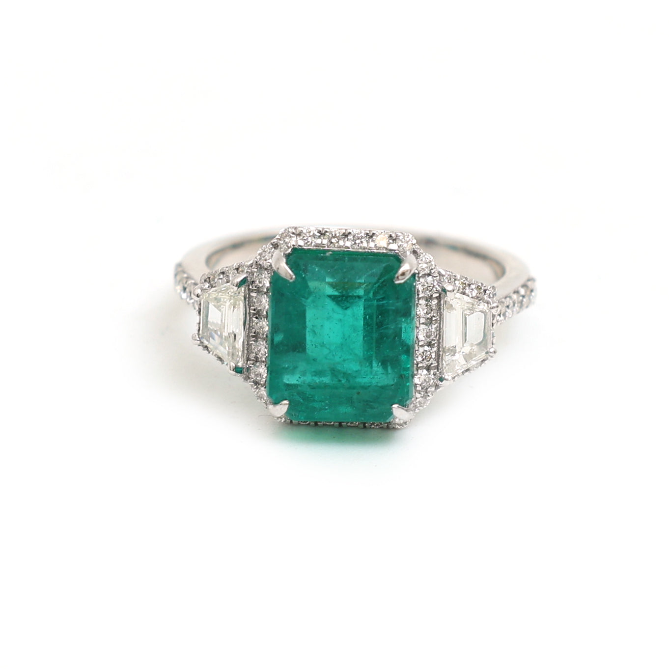 JPRG-3436/8812 Emerald Octagon With Fancy Diamond Ring | 18K