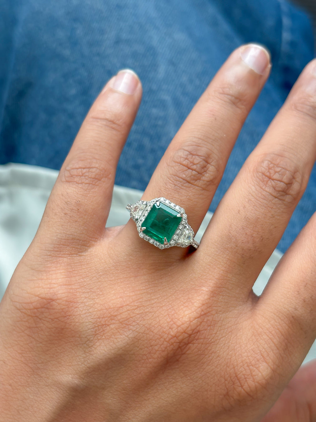 JPRG-3448/8825 Emerald Octagon With Fancy Diamond Ring | 18K