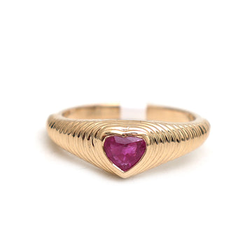 JPRG-3462/8842 Ruby Heart Ribbed Ring | 14K