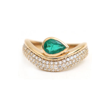 JPRG-3482/8895 Emerald Pear Bezel Set Wave Ring | 18K