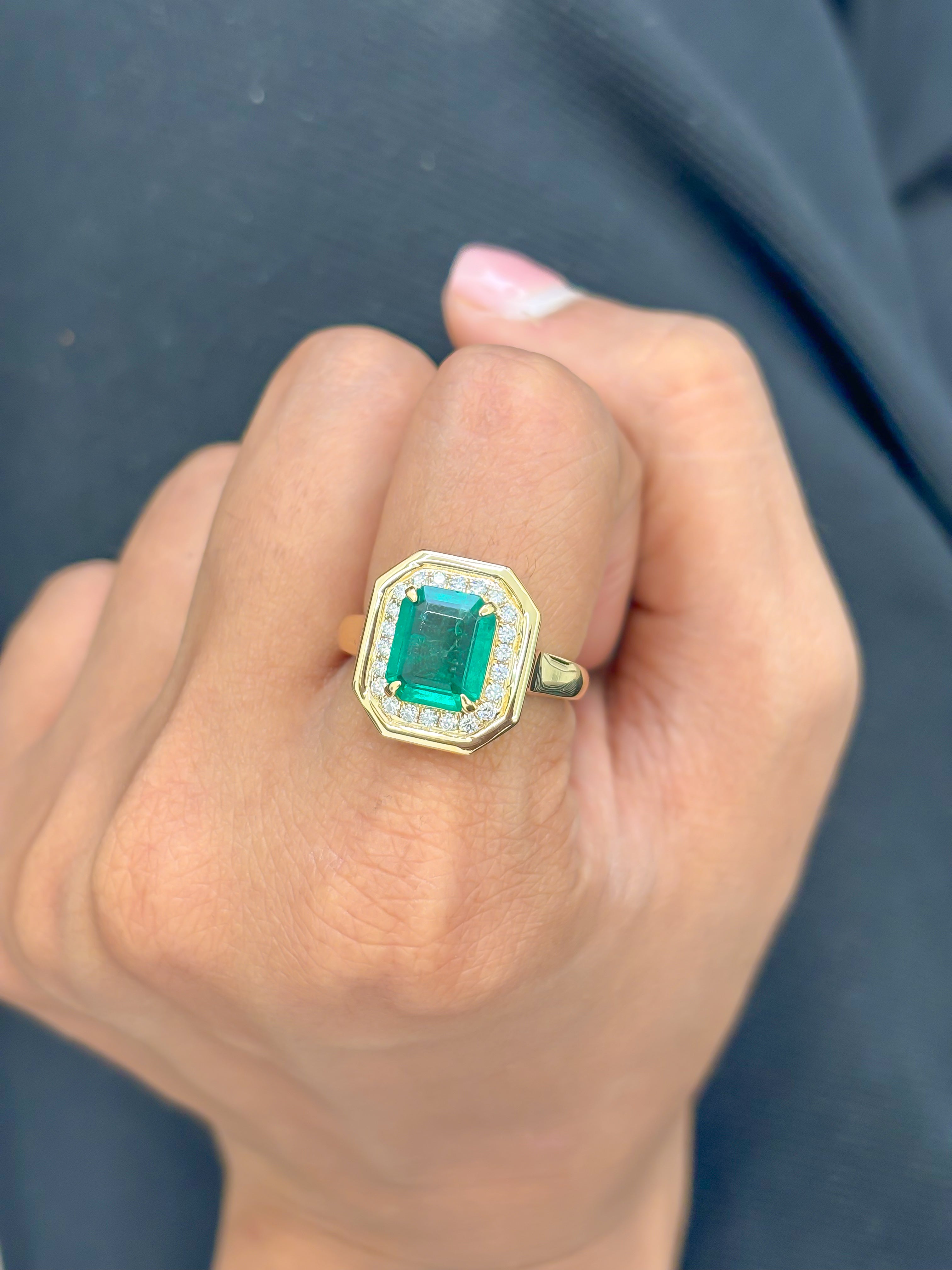 JPRG-3487/8900 Emerald Octagon With Diamond Ring | 18K