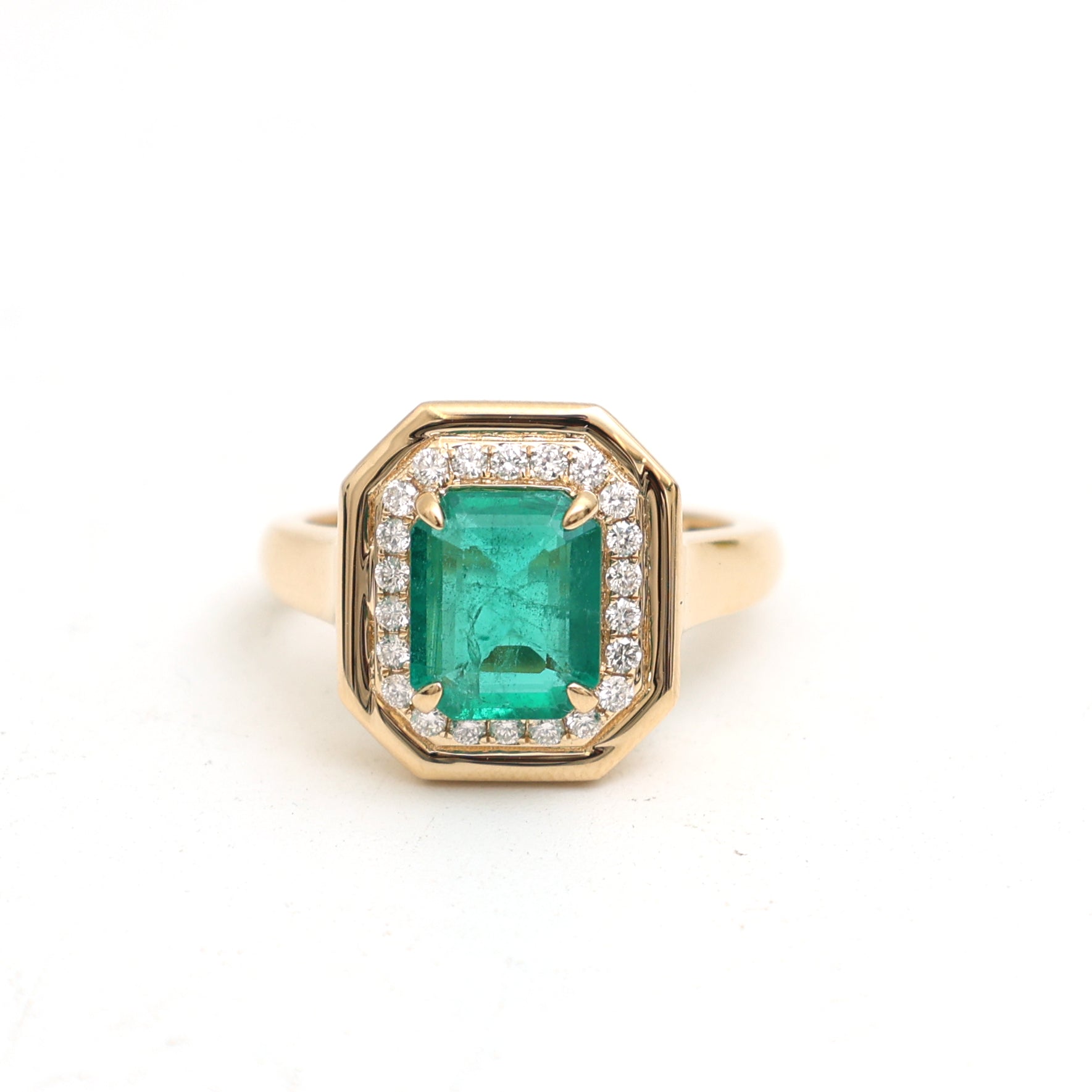 JPRG-3488/8901 Emerald Octagon With Diamond Ring | 18K