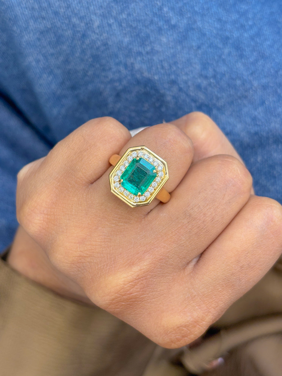 JPRG-3496/8909 Emaerld Octagon With Diamond Ring | 18K