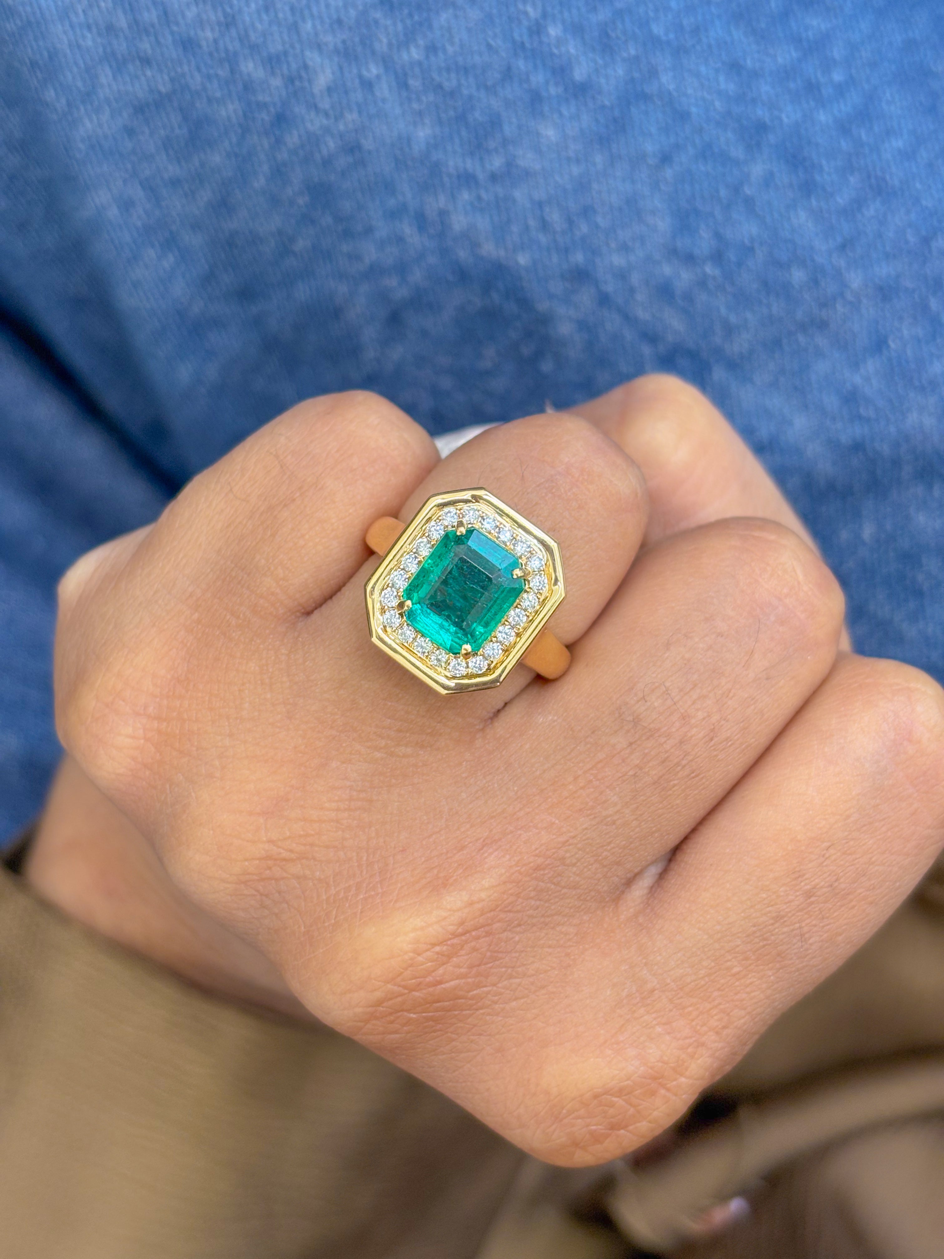 JPRG-3496/8909 Emaerld Octagon With Diamond Ring | 18K