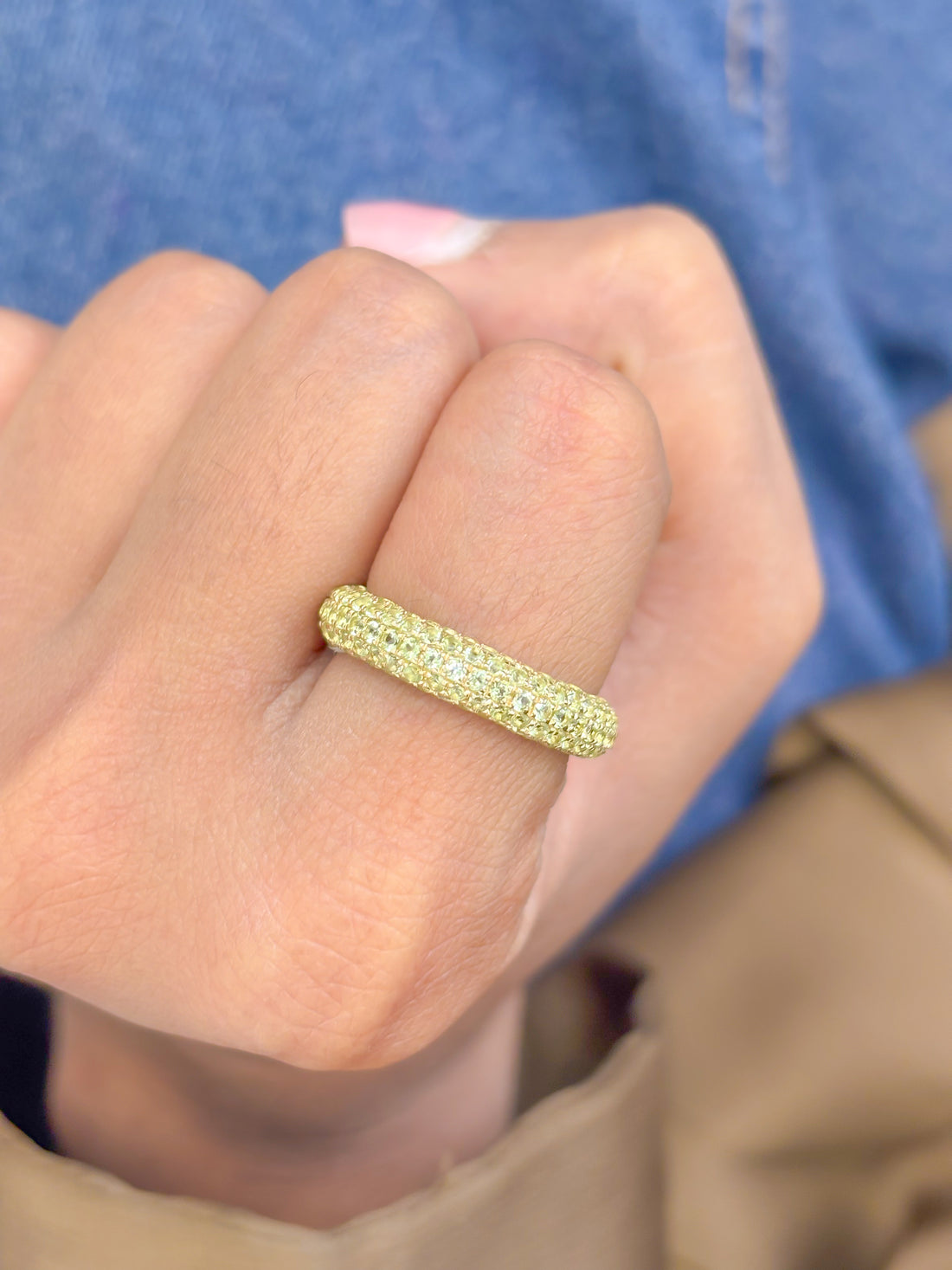 JPRG-3504/8928 Peridot Round Pave Ring | 14K