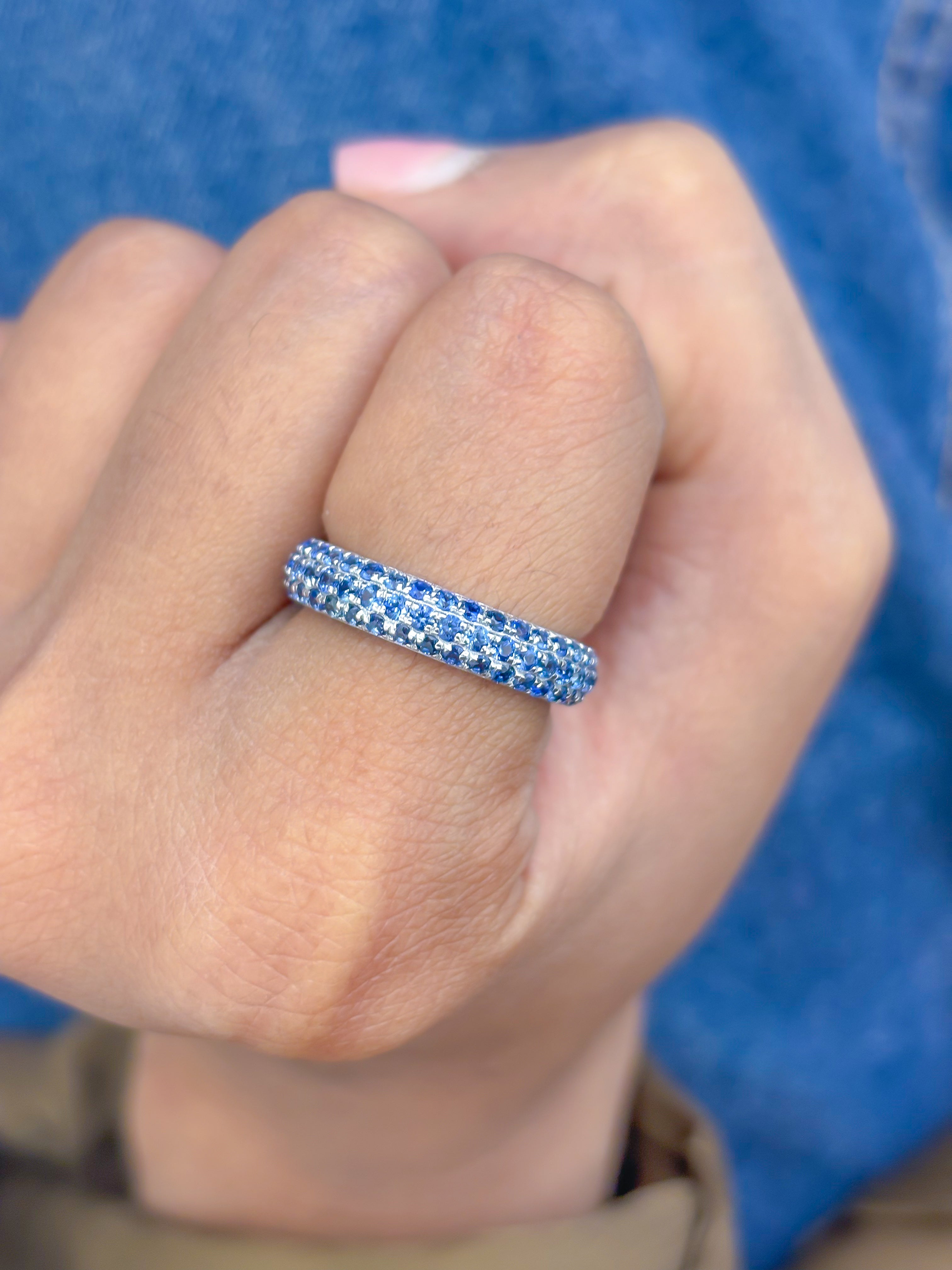 JPRG-3507/8931 Blue Sapphire Round Pave Ring | 18K