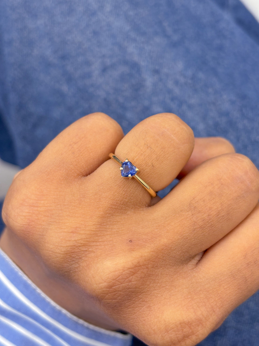 JPRG-3532/8997 Blue Sapphire Heart Thin Ring | 14K