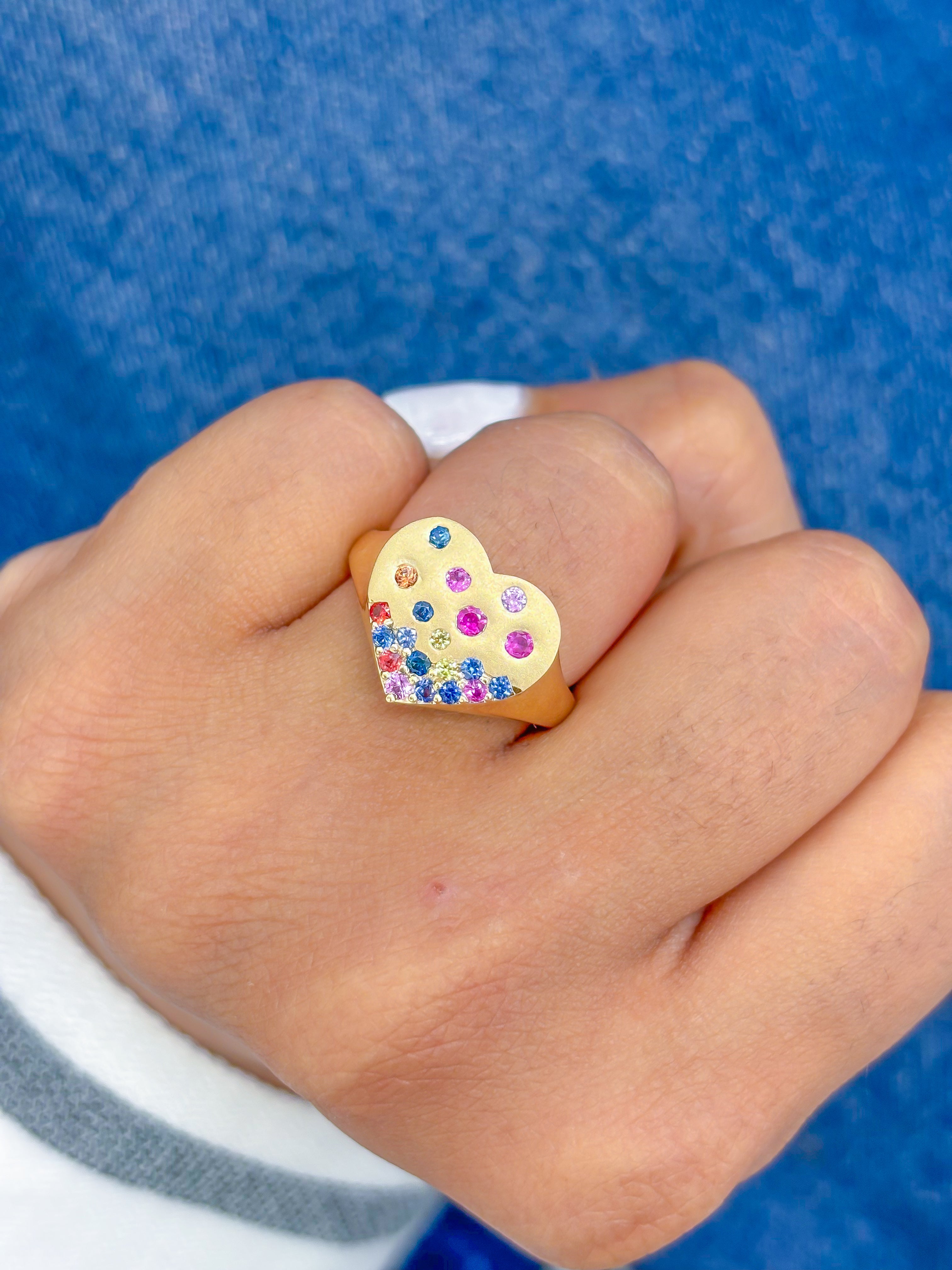 JPRG-3654/9242 Rainbow Sapphire Ring | 18K