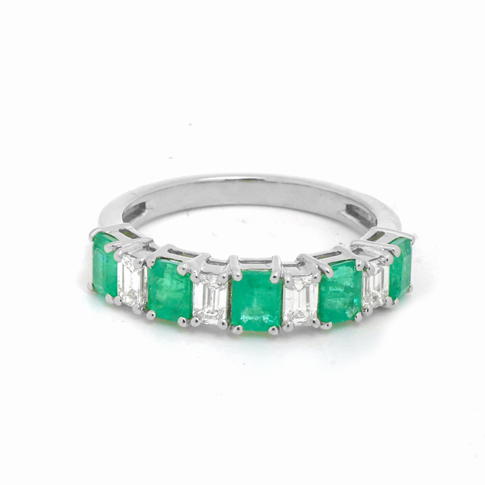 JPRG-3722/9329 Emerald Diamond Ring | 18K