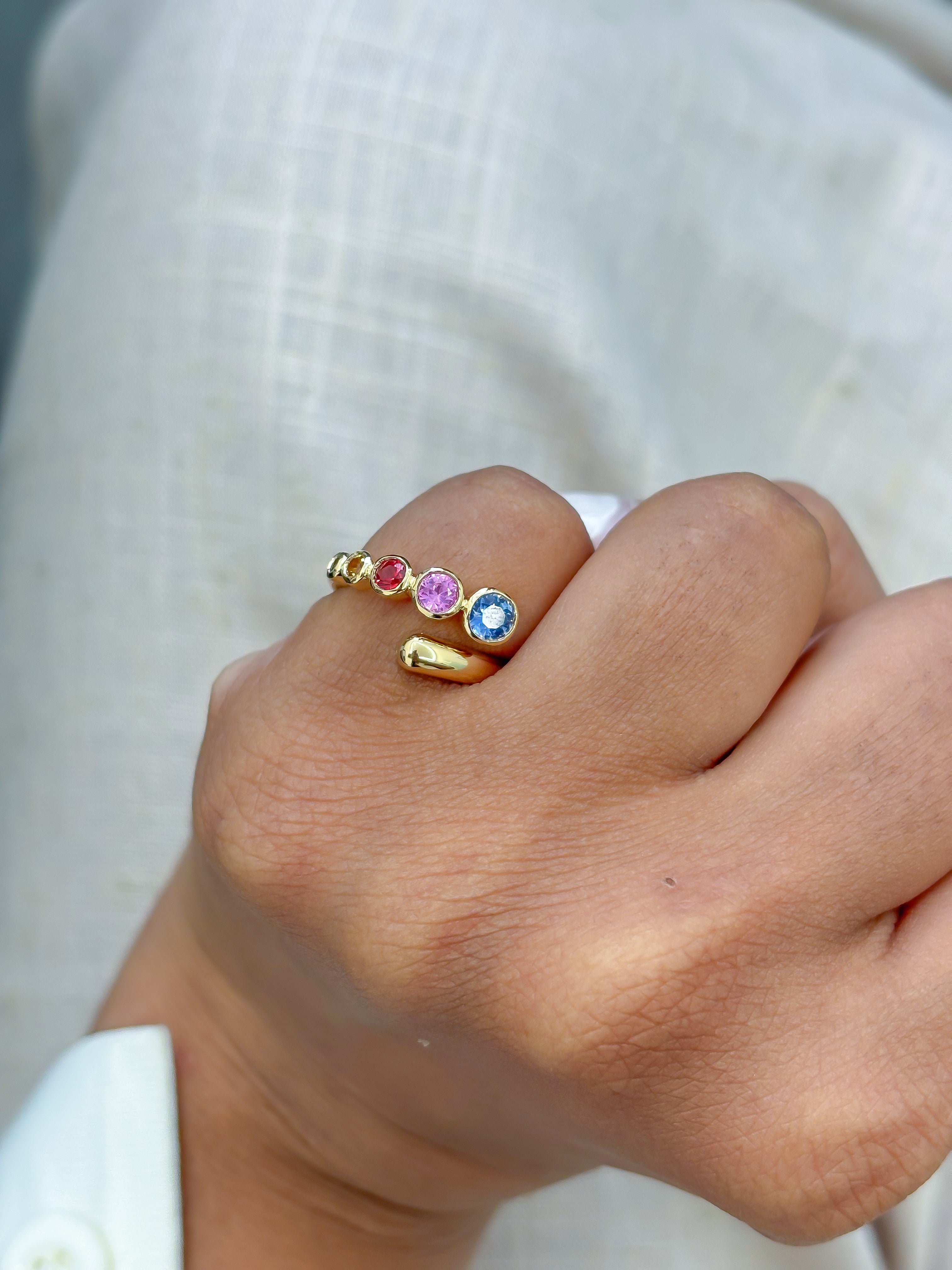 JPRG-3823/9504 Rainbow Sapphire Ring | 18K