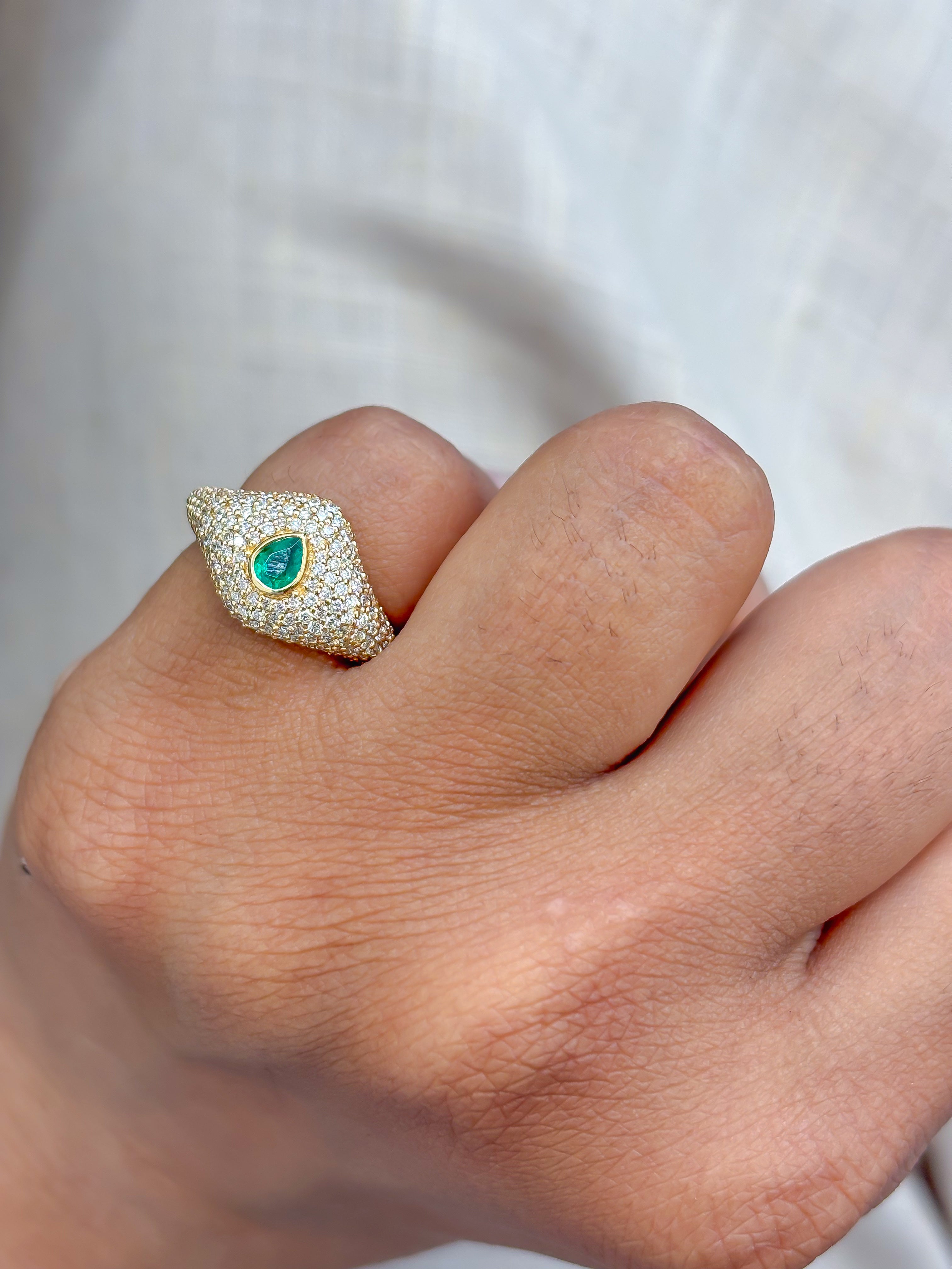 JPRG-3927/9687 Emerald Diamond Ring | 18K