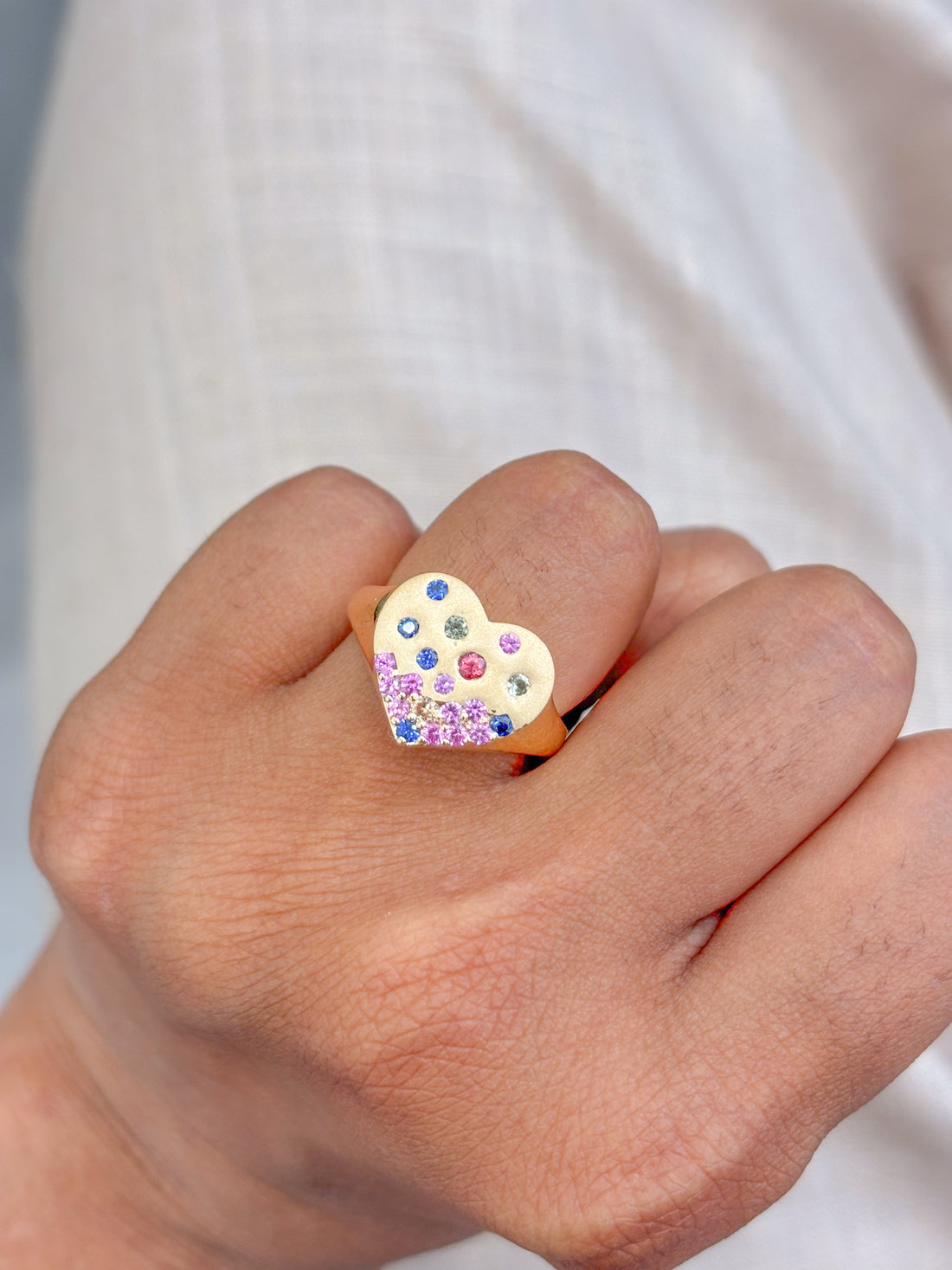 JPRG-3938/9713 Rainbow Sapphire Ring | 18K