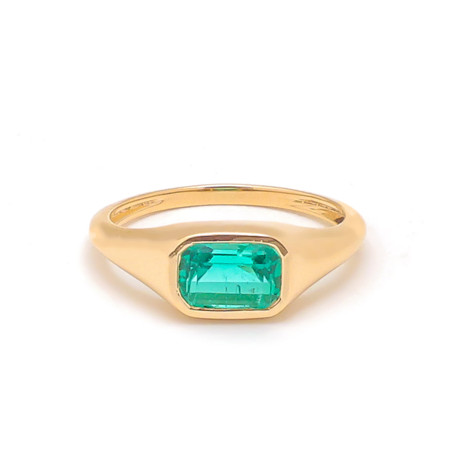 JPRG-3943/9730 Emerald Ring | 18K