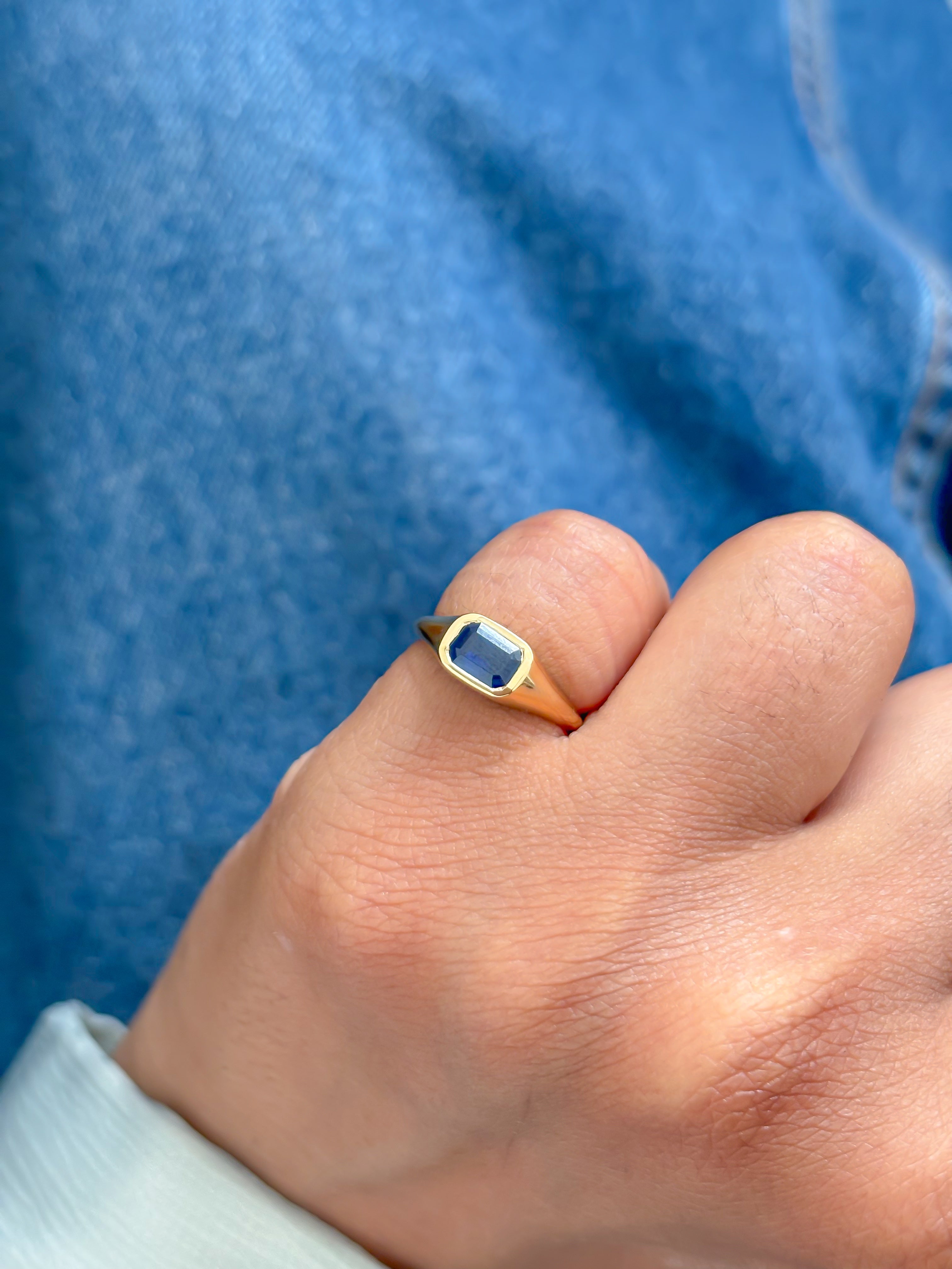 JPRG-3944/9731 Blue Sapphire Ring | 18K