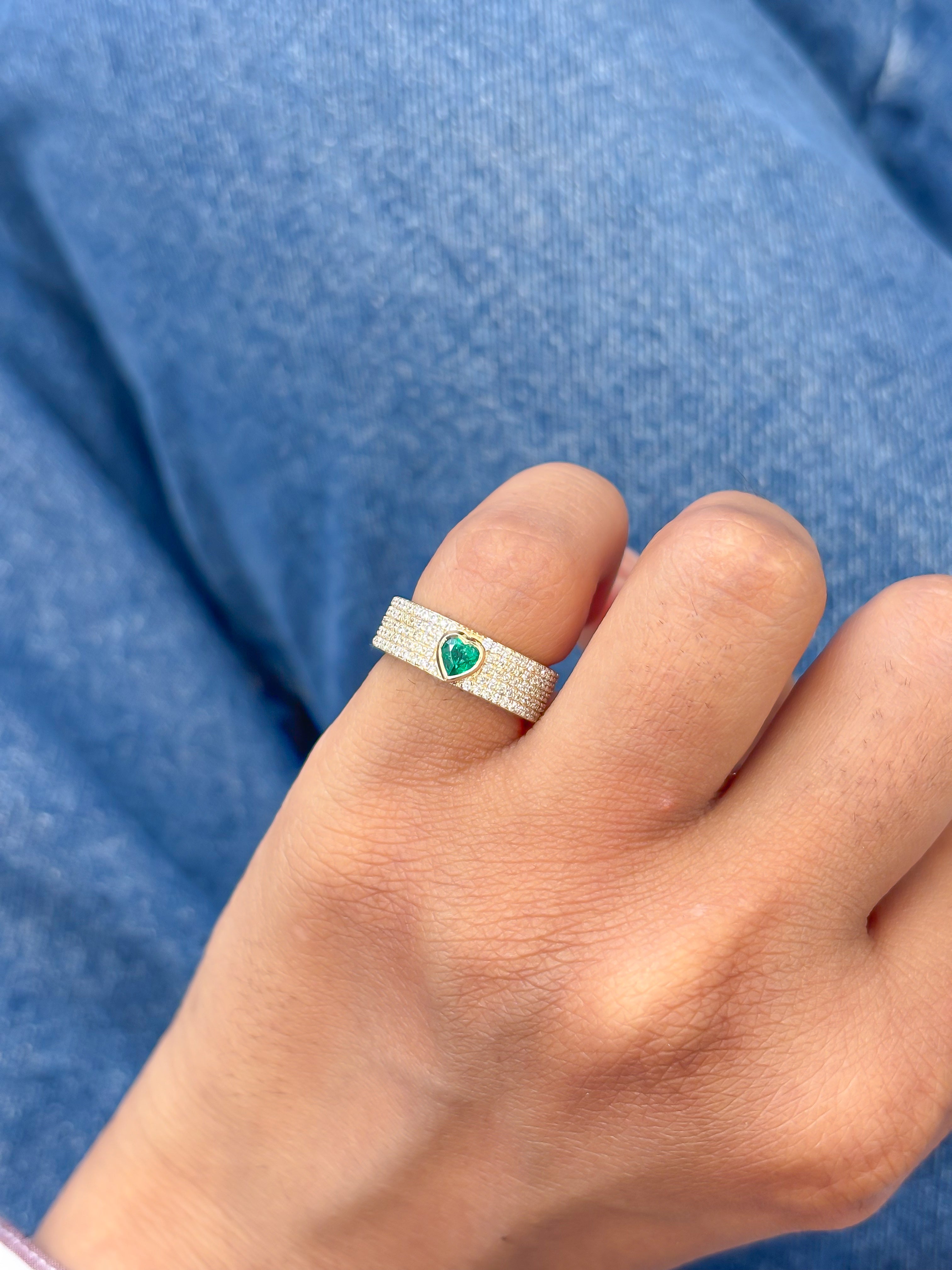 JPRG-4062/9942 Emerald Diamond Ring | 14K
