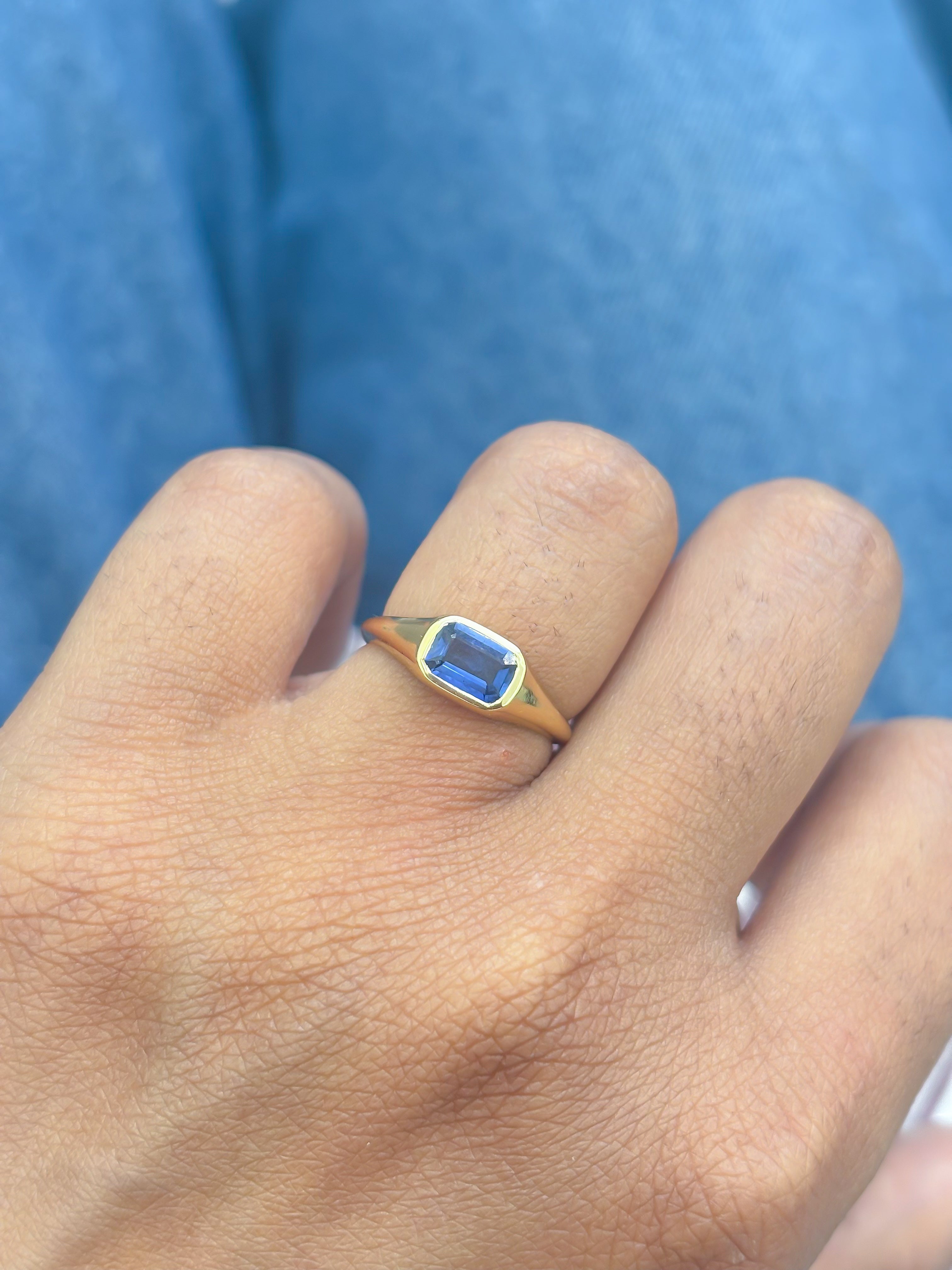 JPRG-4063/9945 Blue Sapphire Ring | 18K