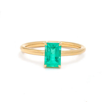 JPRG-4088/10010 Colombian Emerald Ring | 18K