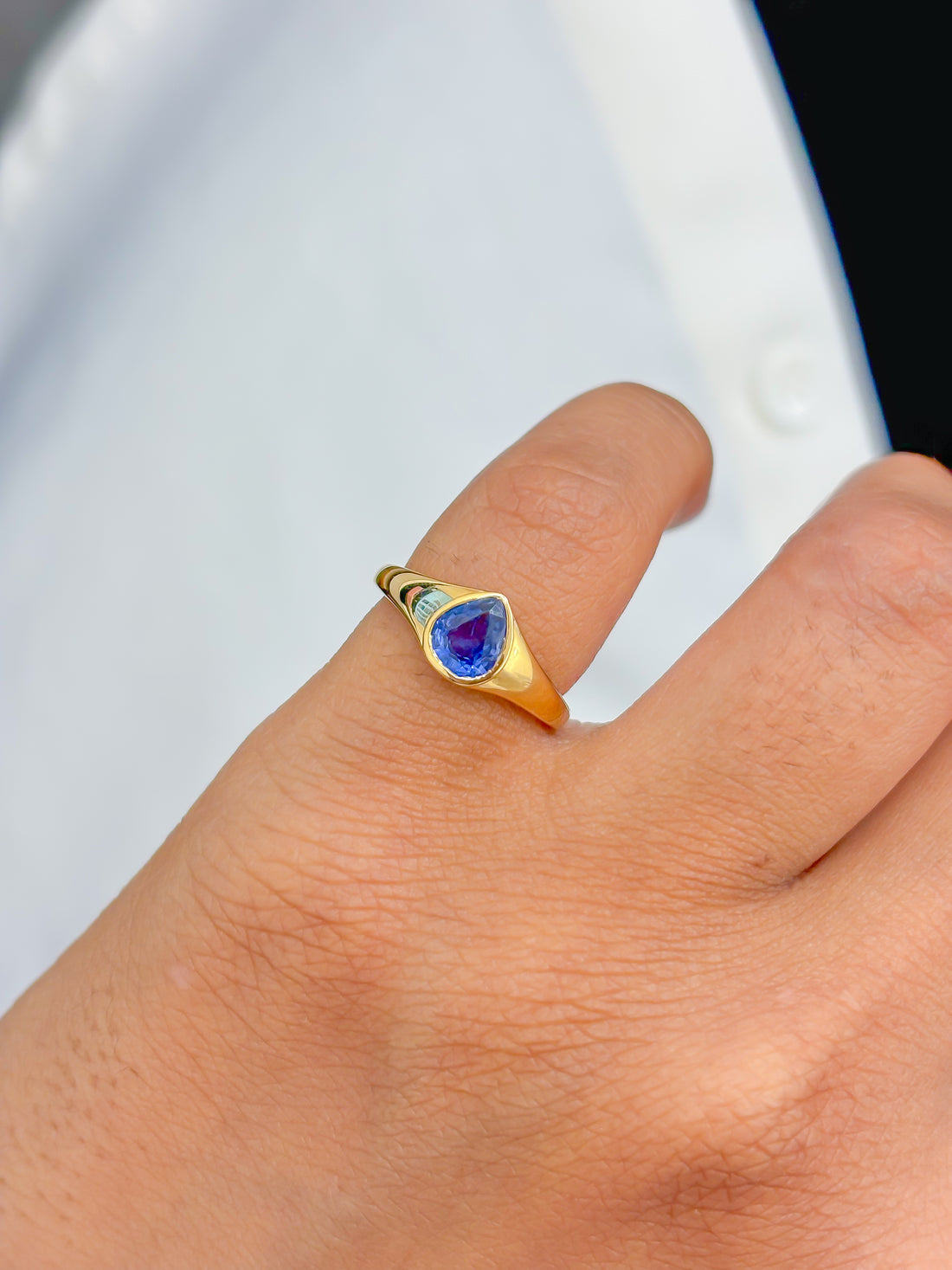 JPRG-4123/10085 Blue Sapphire Ring | 18K