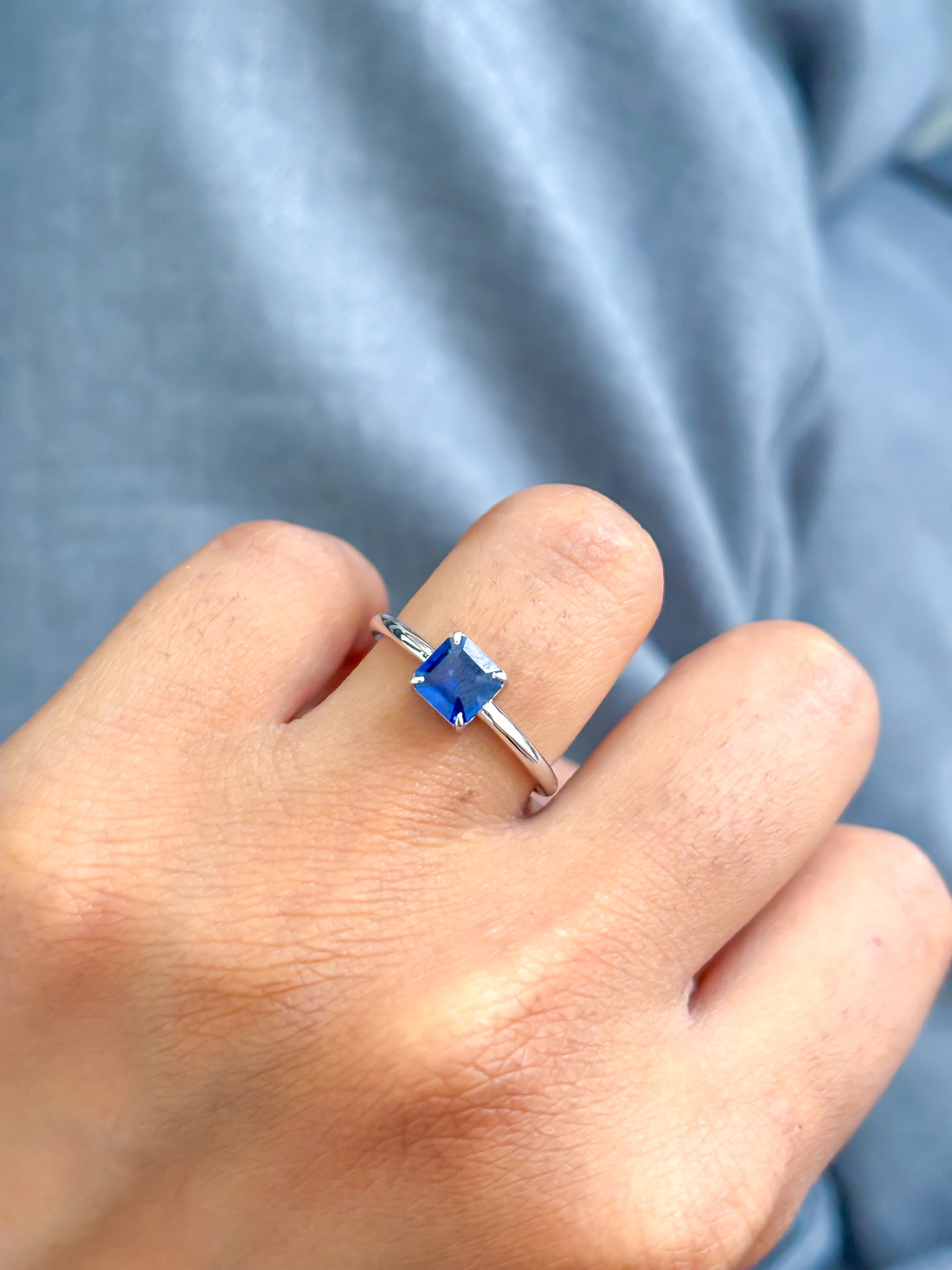 JPRG-4129/10102 Blue Sapphire Ring | 18K