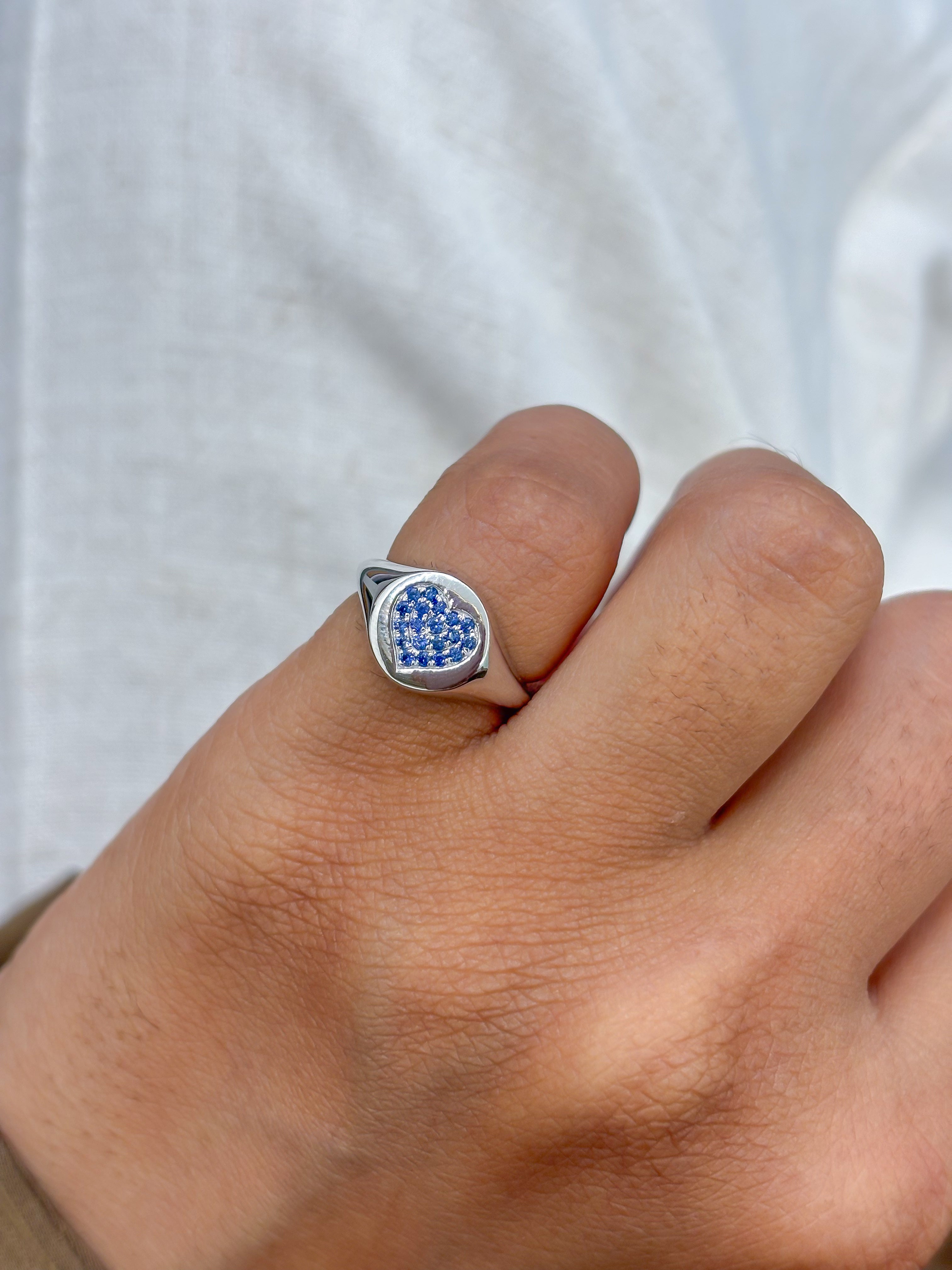 JPRG-4184/10254 Blue Sapphire Ring | 18K