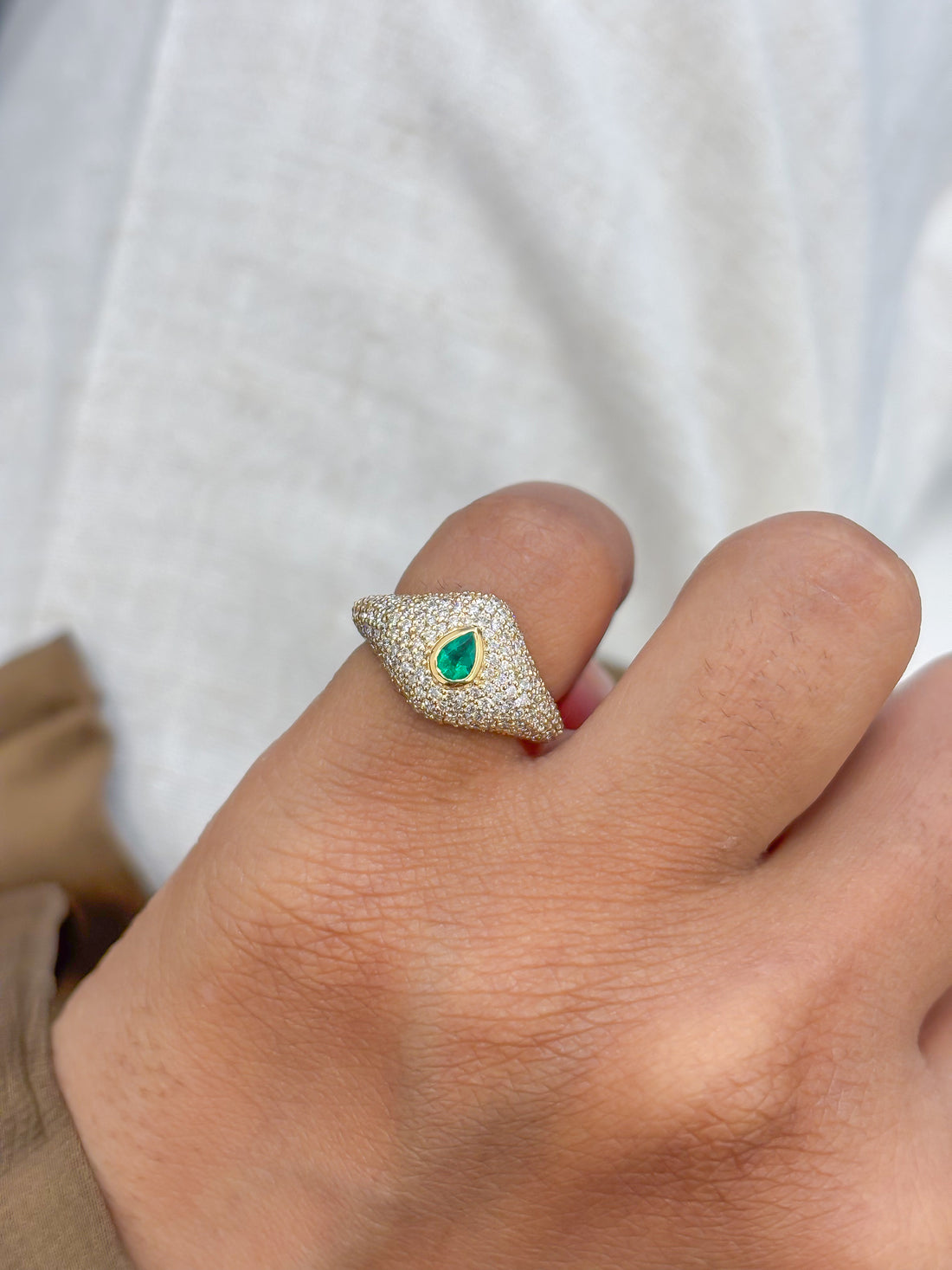 JPRG-4201/10261 Emerald Diamond Ring | 18K
