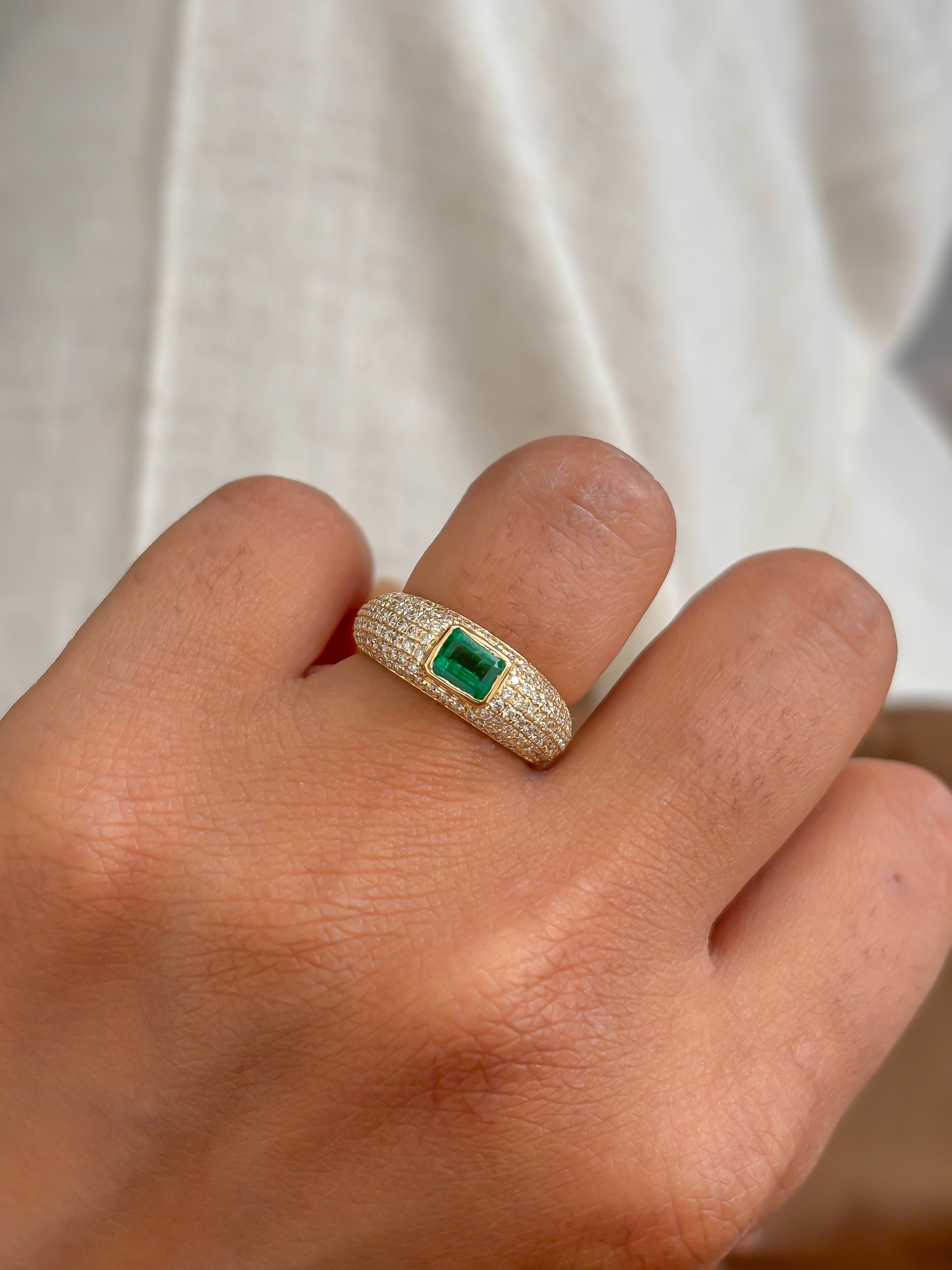 JPRG-4202/10263 Emerald Diamond Ring | 18K