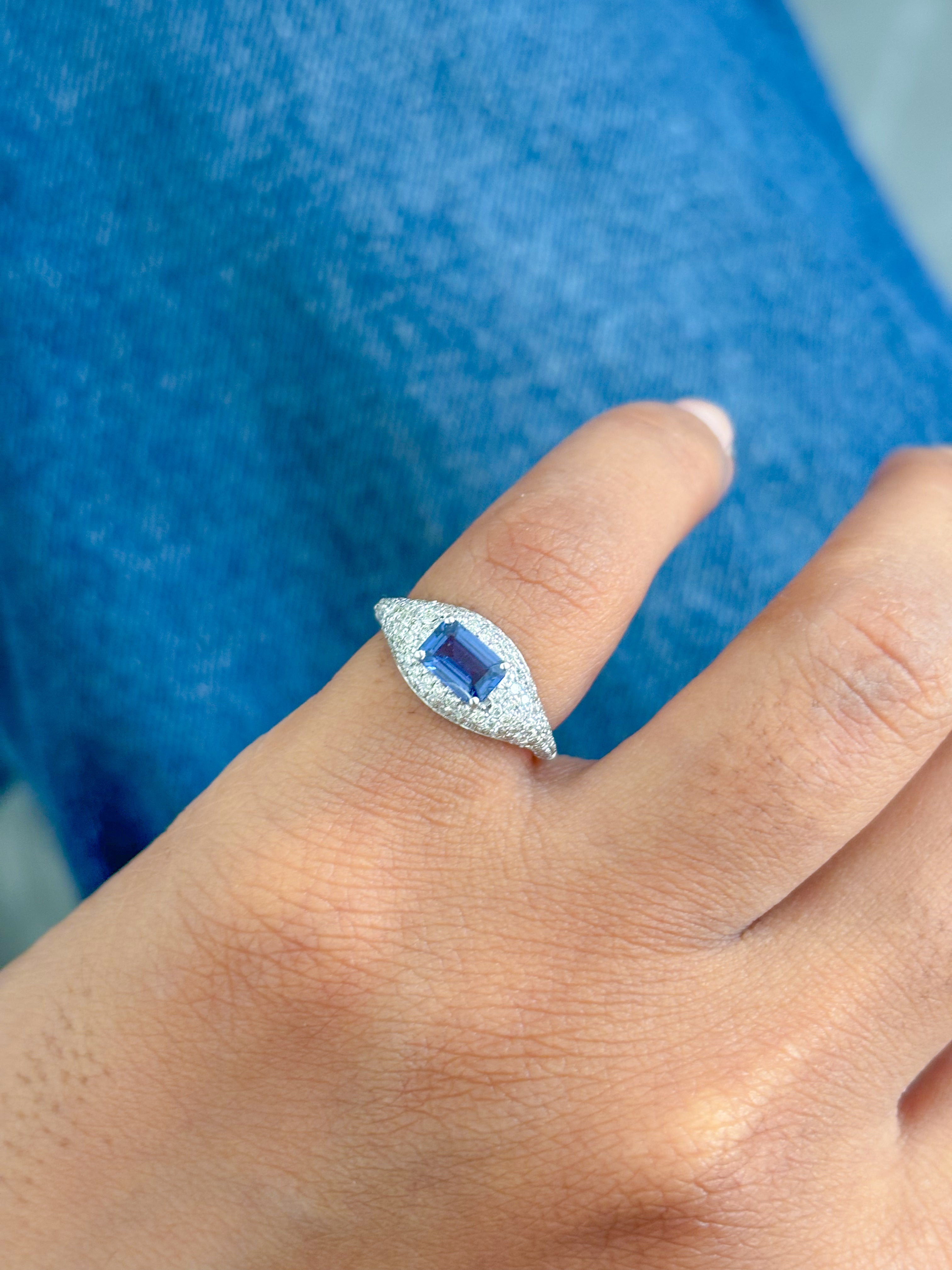 JPRG-4266/10450 Blue Sapphire Diamond Ring | 18K