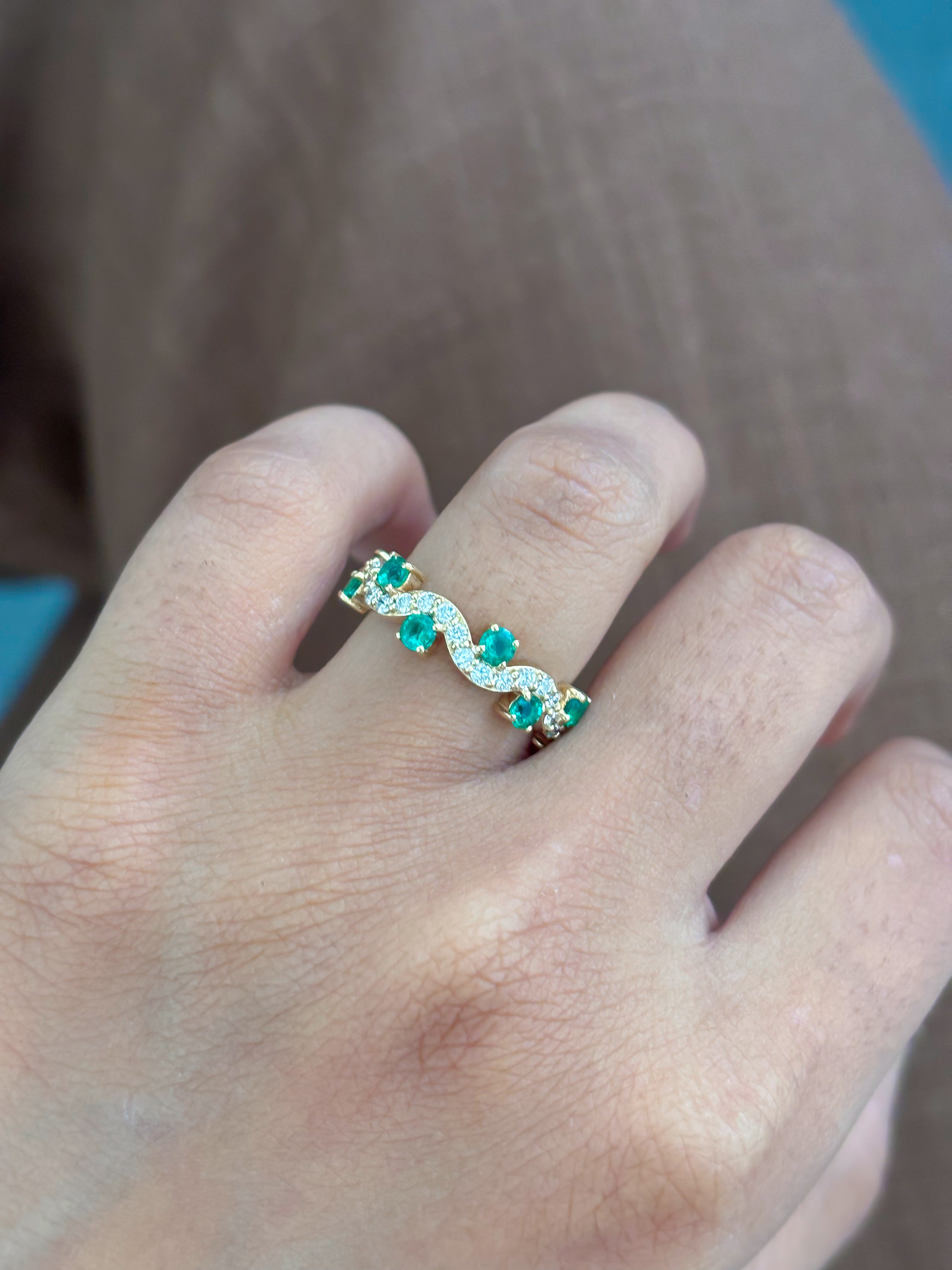 JPRG-4314/10612 Emerald Diamond Ring | 18K