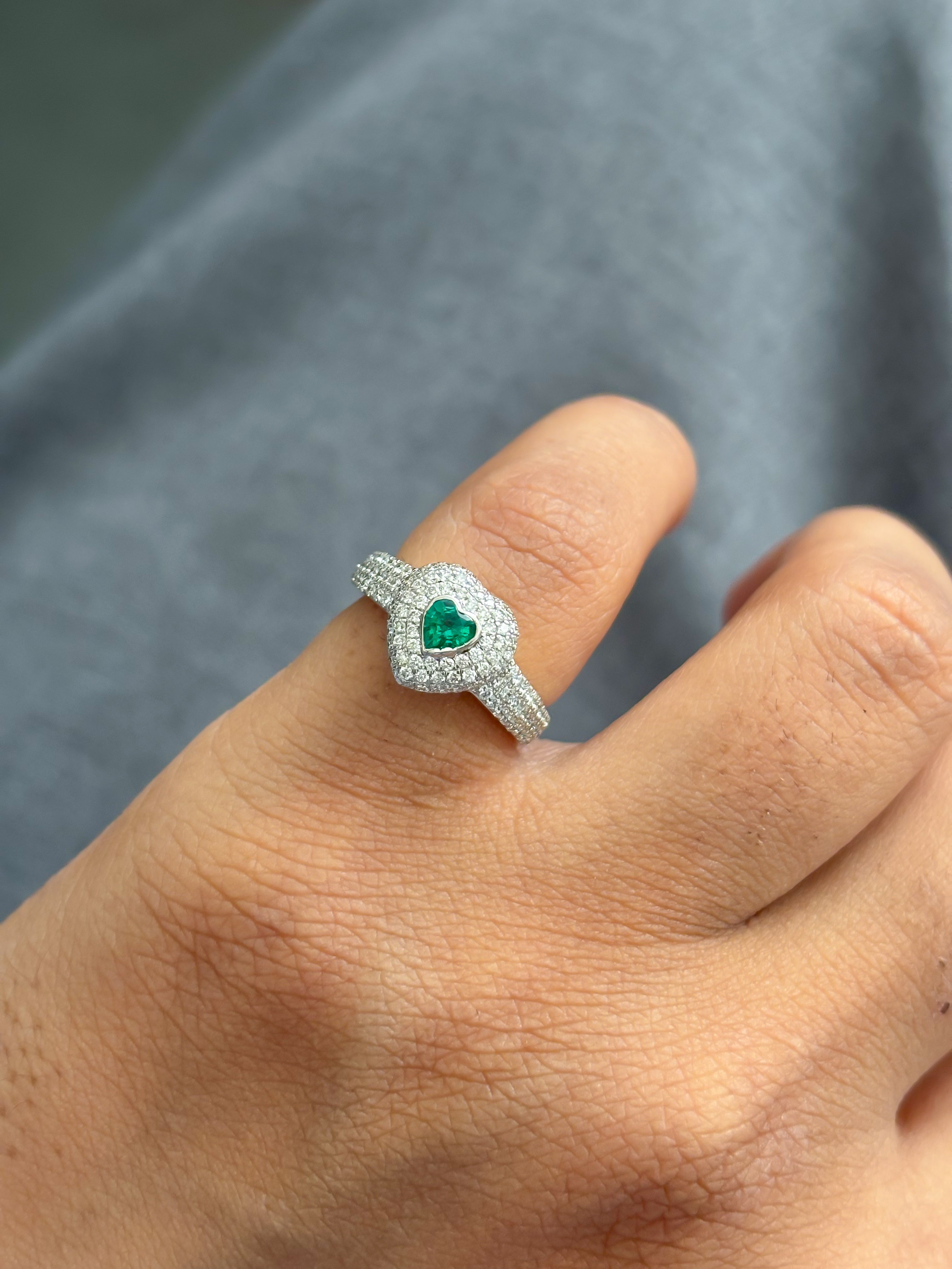 JPRG-4343/10744 Emerald Diamond Ring | 18K