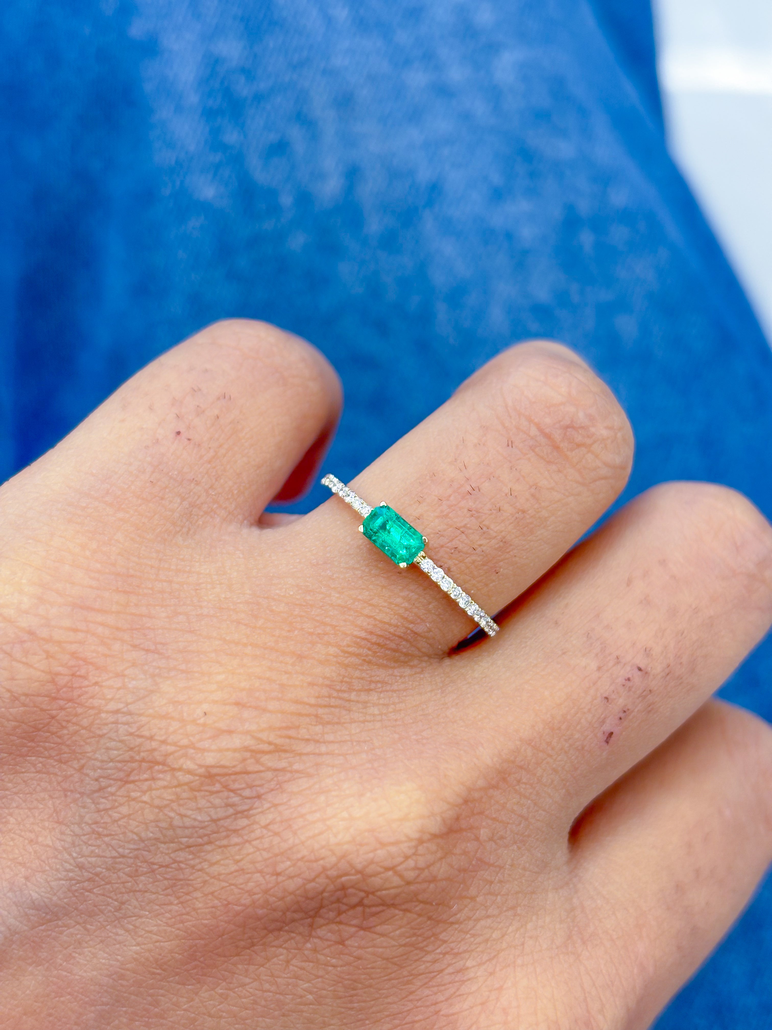 JPRG-4347/10748 Emerald Diamond Octagon Thin Ring | 18K