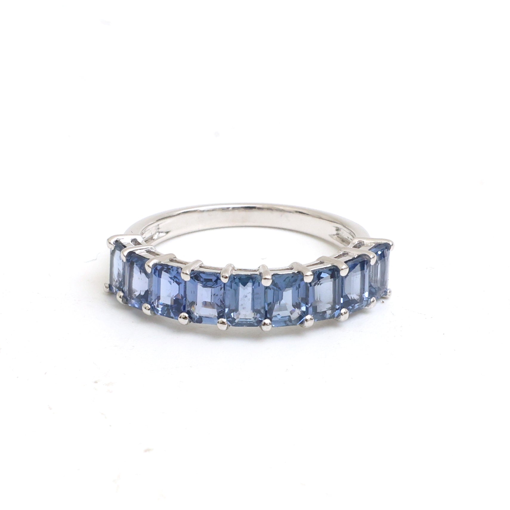 JPRG-4373/10861 Blue Sapphire Ring | 18K